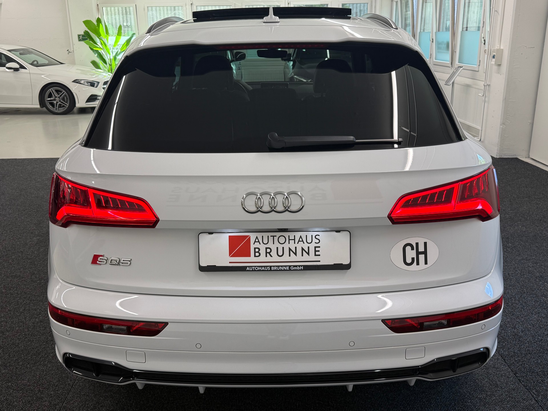 AUDI SQ5 TDI quattro tiptronic-image-7