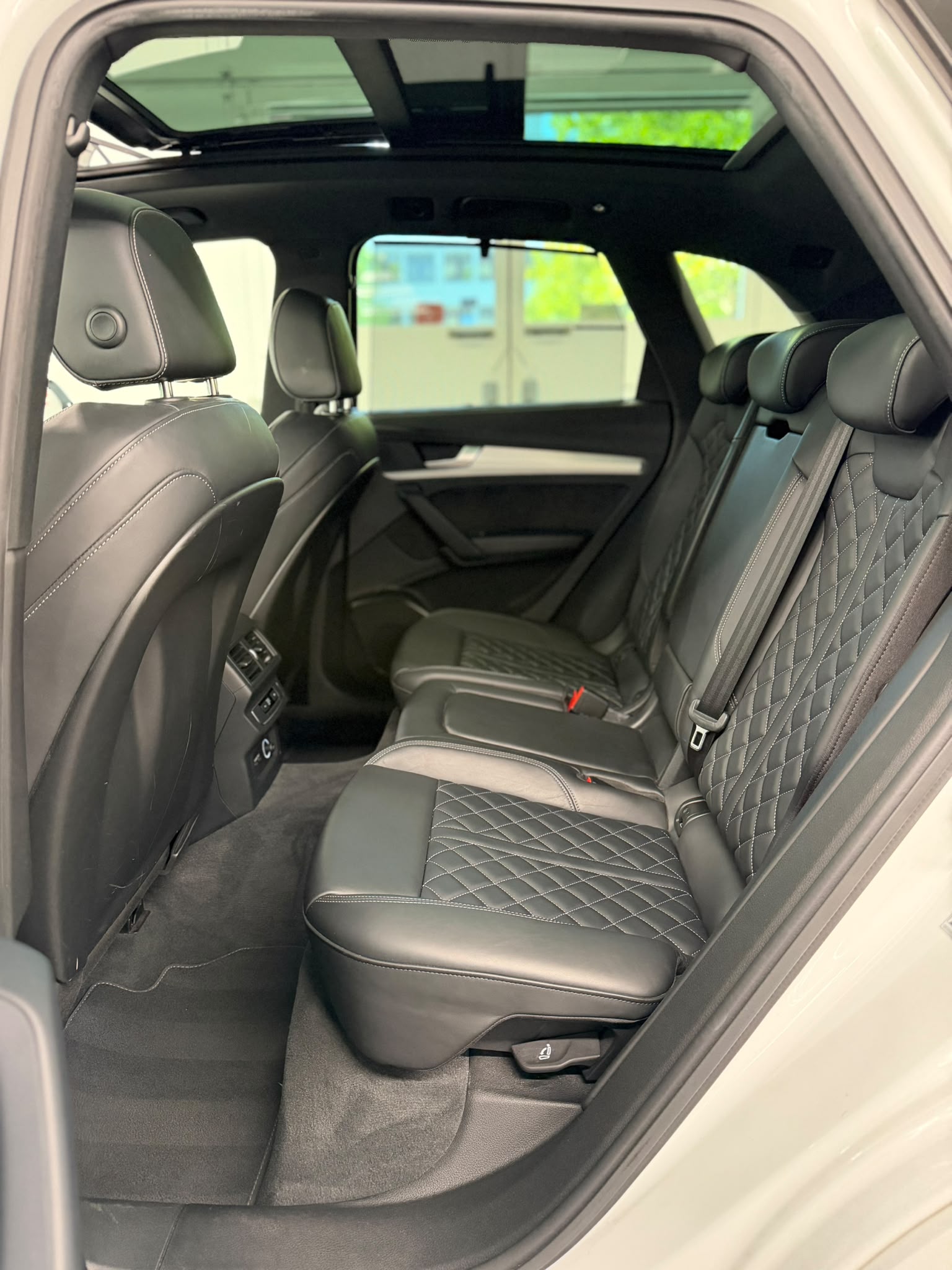 AUDI SQ5 TDI quattro tiptronic-image-17