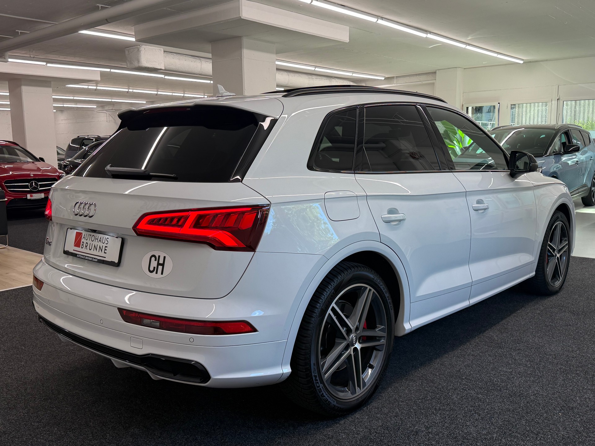 AUDI SQ5 TDI quattro tiptronic-image-5