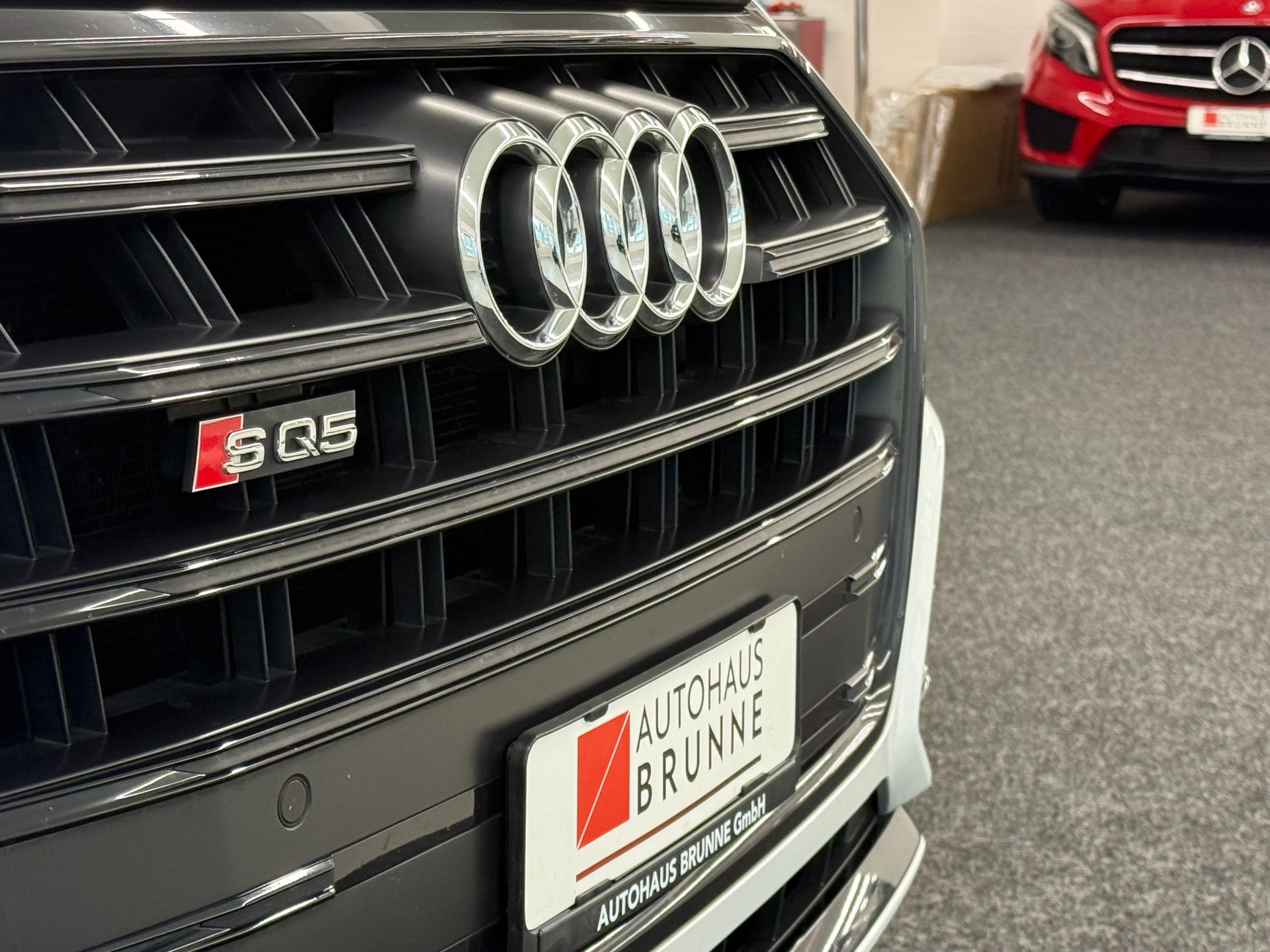 AUDI SQ5 TDI quattro tiptronic-image-11