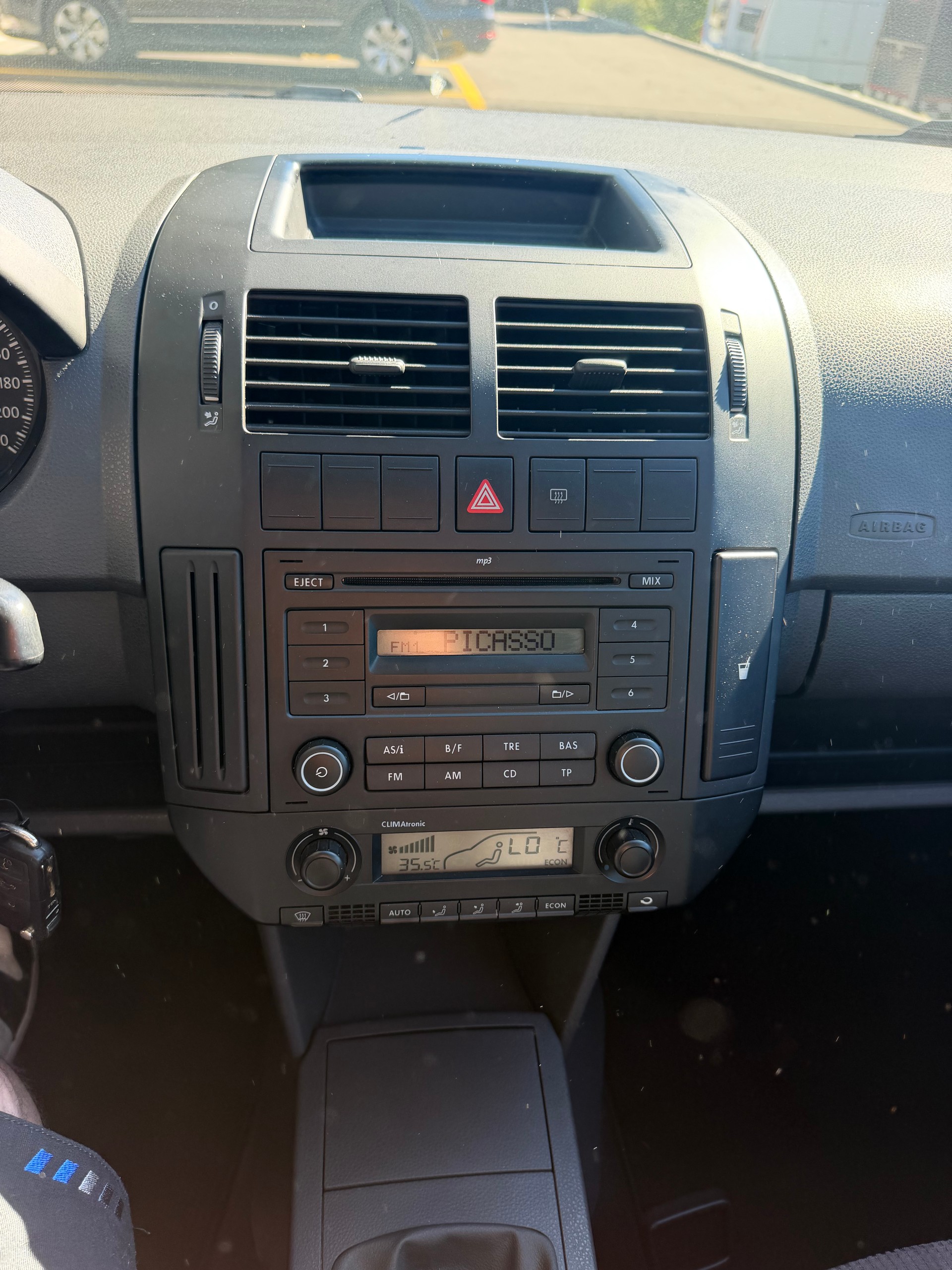 VW Polo 1.6 16V Comfortline-image-8