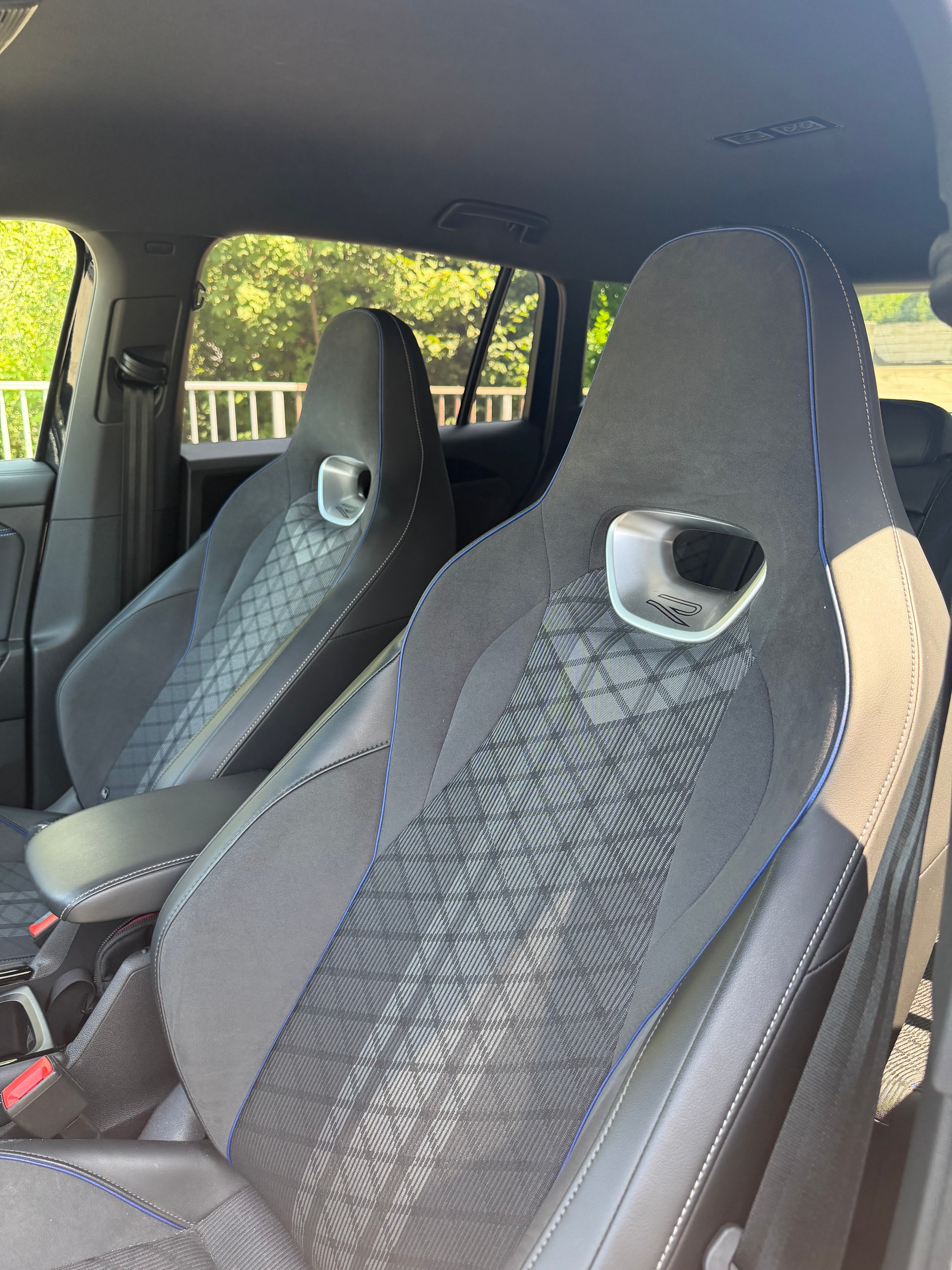 VW 1.5 TSI R-Line DSG-image-5