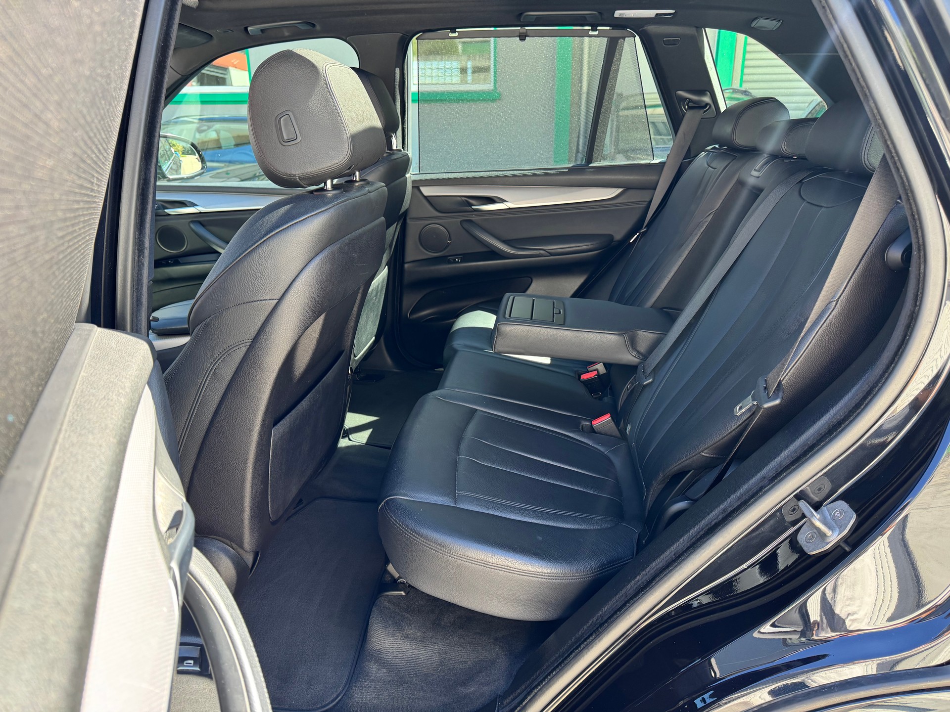 BMW X5 xDrive 50i Steptronic-image-10