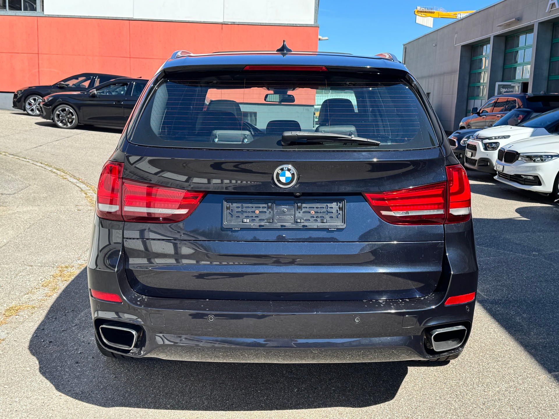BMW X5 xDrive 50i Steptronic-image-4