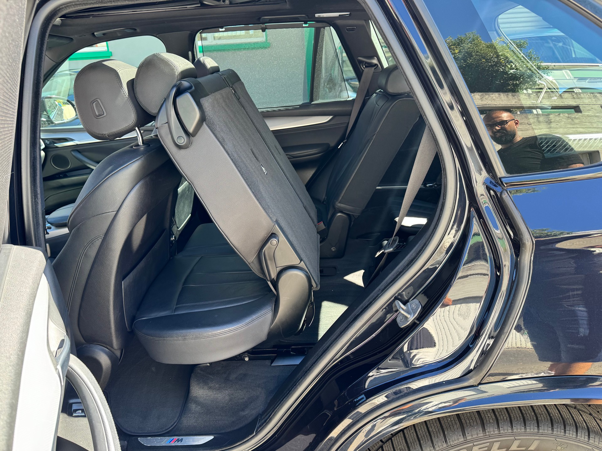 BMW X5 xDrive 50i Steptronic-image-12