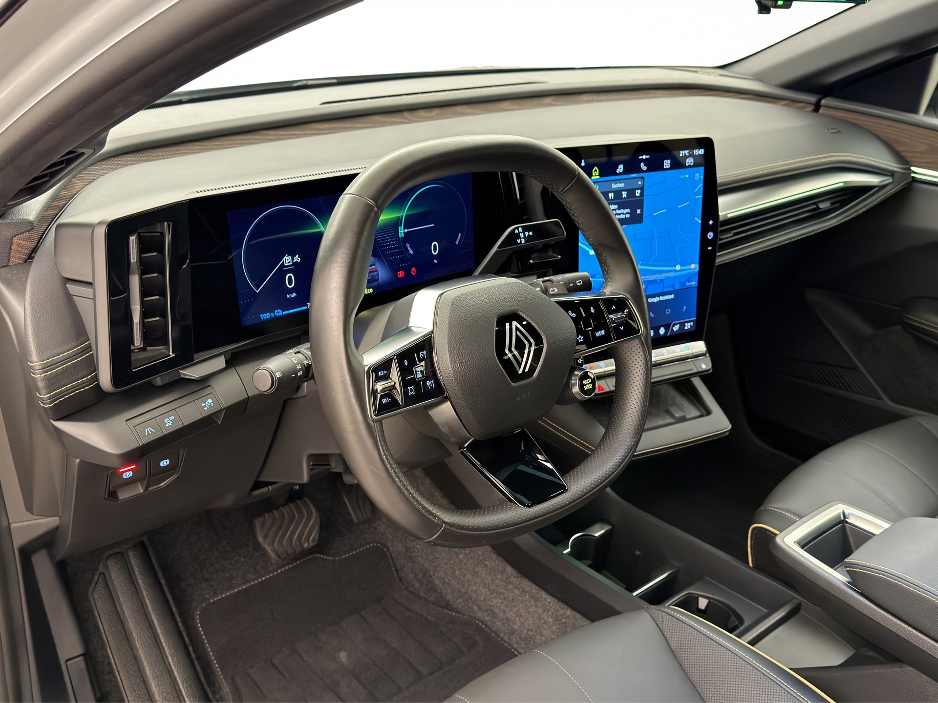RENAULT Megane-image-14