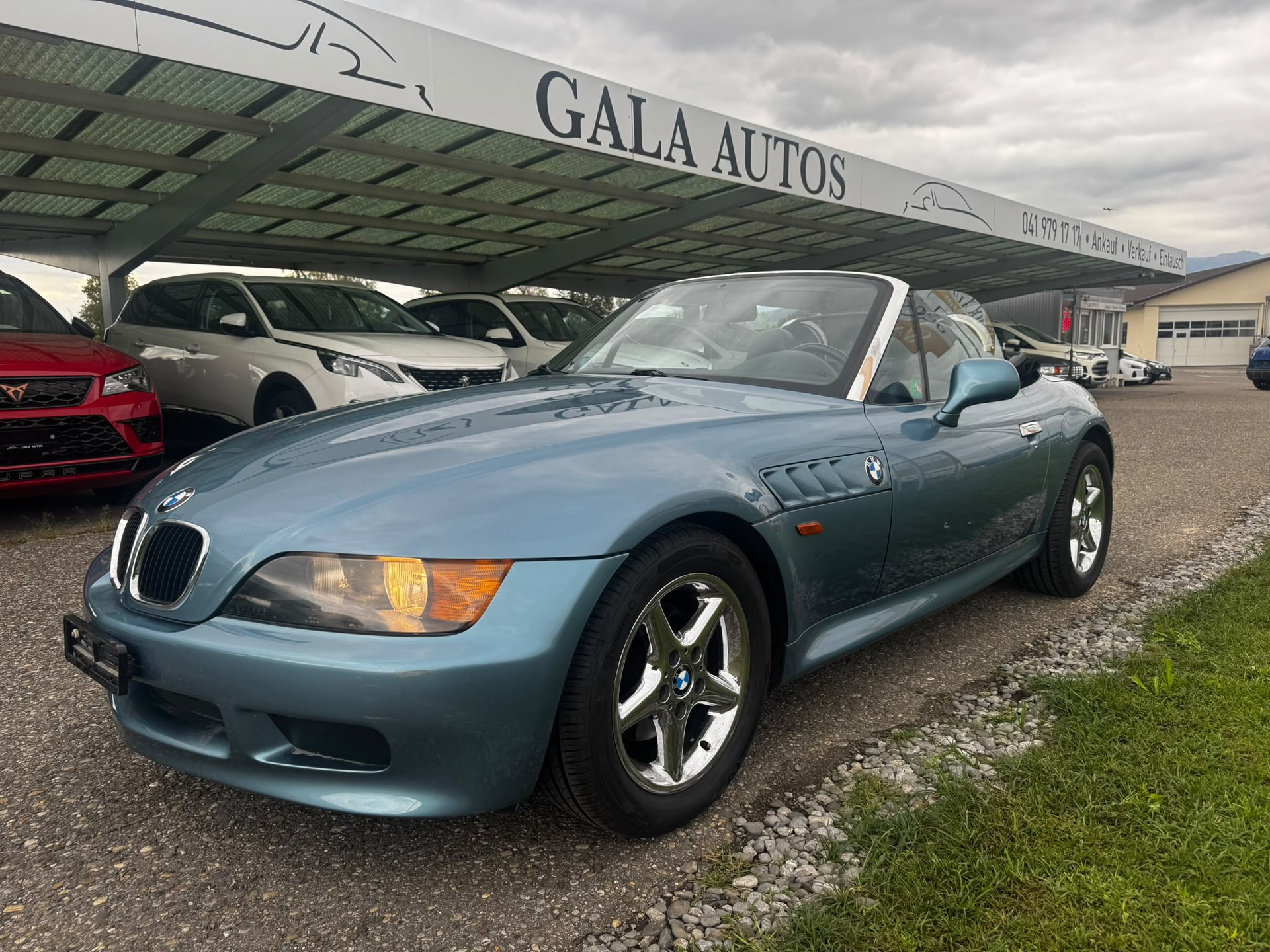BMW Z3 1.9i Roadster-image-12