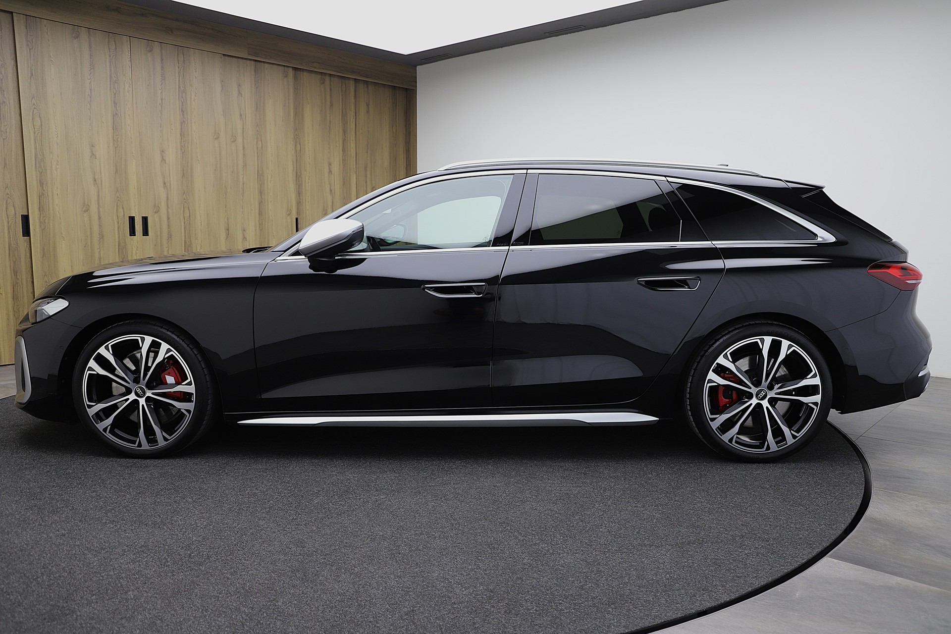 AUDI S5 Avant TFSI quattro S tronic mit Tech Pro Paket-image-2