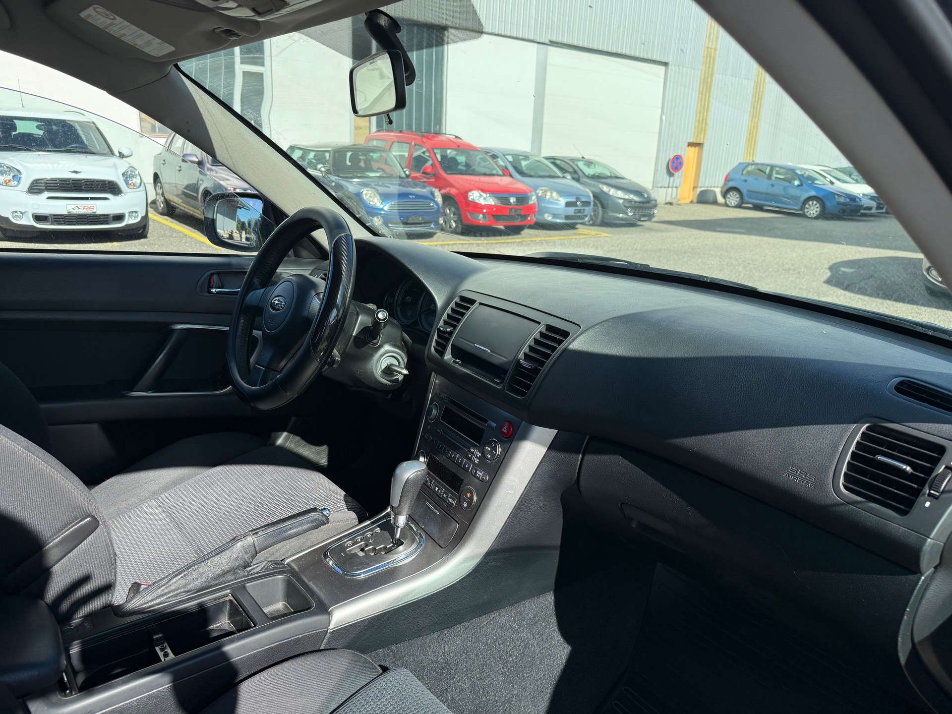 SUBARU Outback 2.5i AWD-image-9