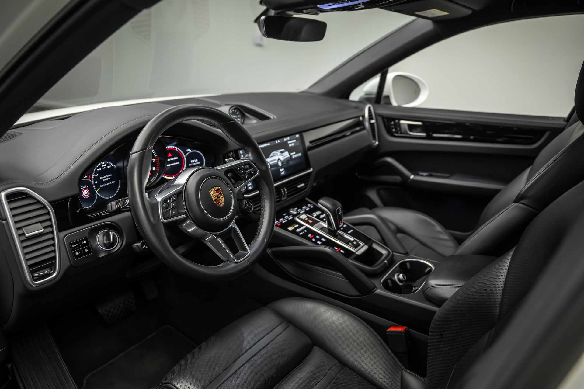 PORSCHE Cayenne Coupé E-Hybrid * 22 ZOLL TURBO GT RÄDER * LEASING AB 578.- *-image-12