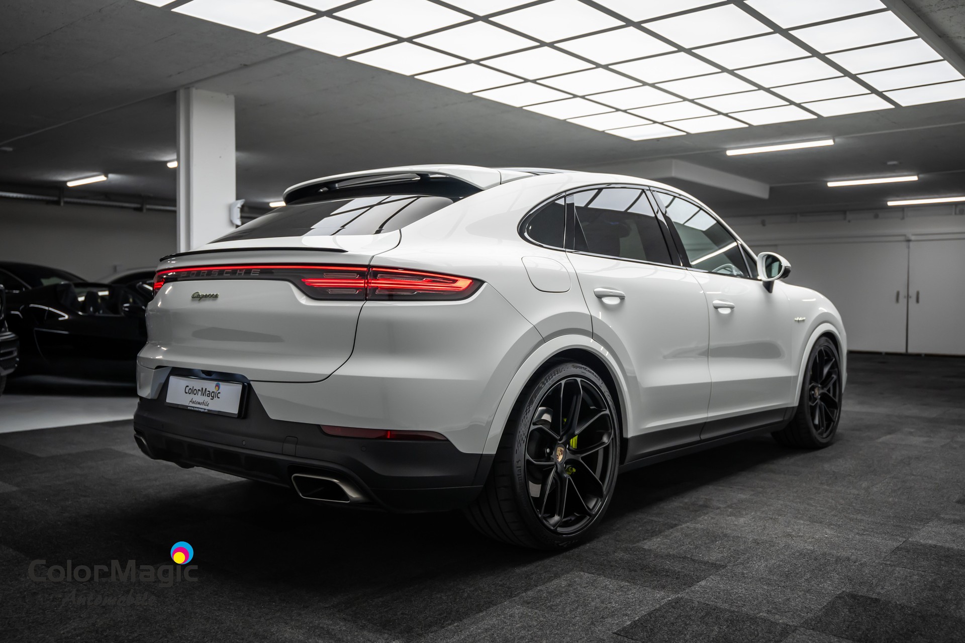 PORSCHE Cayenne Coupé E-Hybrid * 22 ZOLL TURBO GT RÄDER * LEASING AB 578.- *-image-7