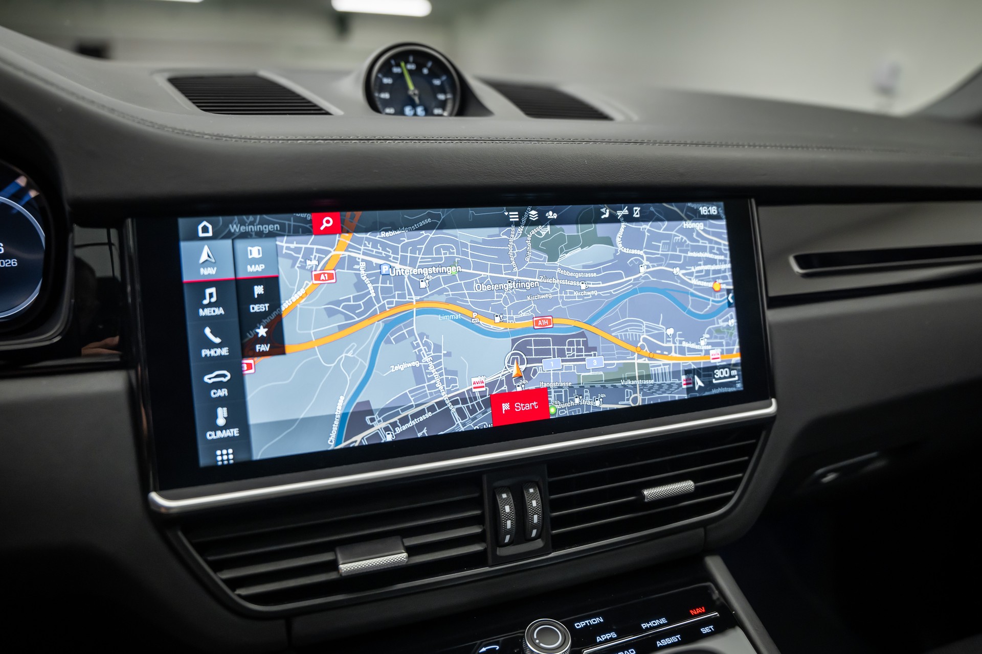 PORSCHE Cayenne Coupé E-Hybrid * 22 ZOLL TURBO GT RÄDER * LEASING AB 578.- *-image-31