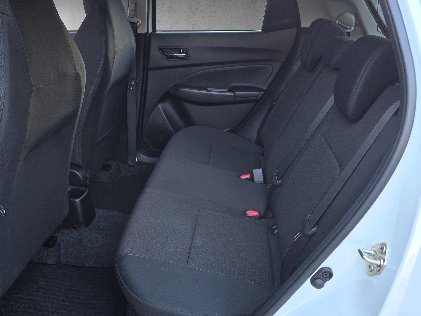 SUZUKI Swift Sport 1.4i 16V Compact Top Hybrid-image-15