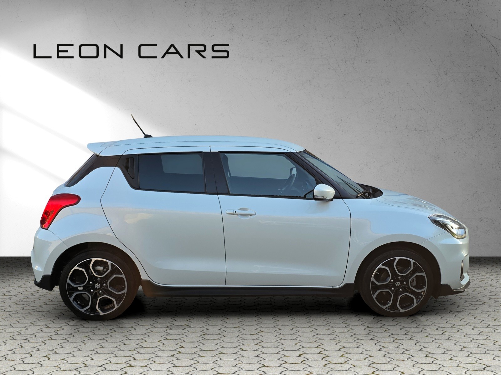 SUZUKI Swift Sport 1.4i 16V Compact Top Hybrid-image-3