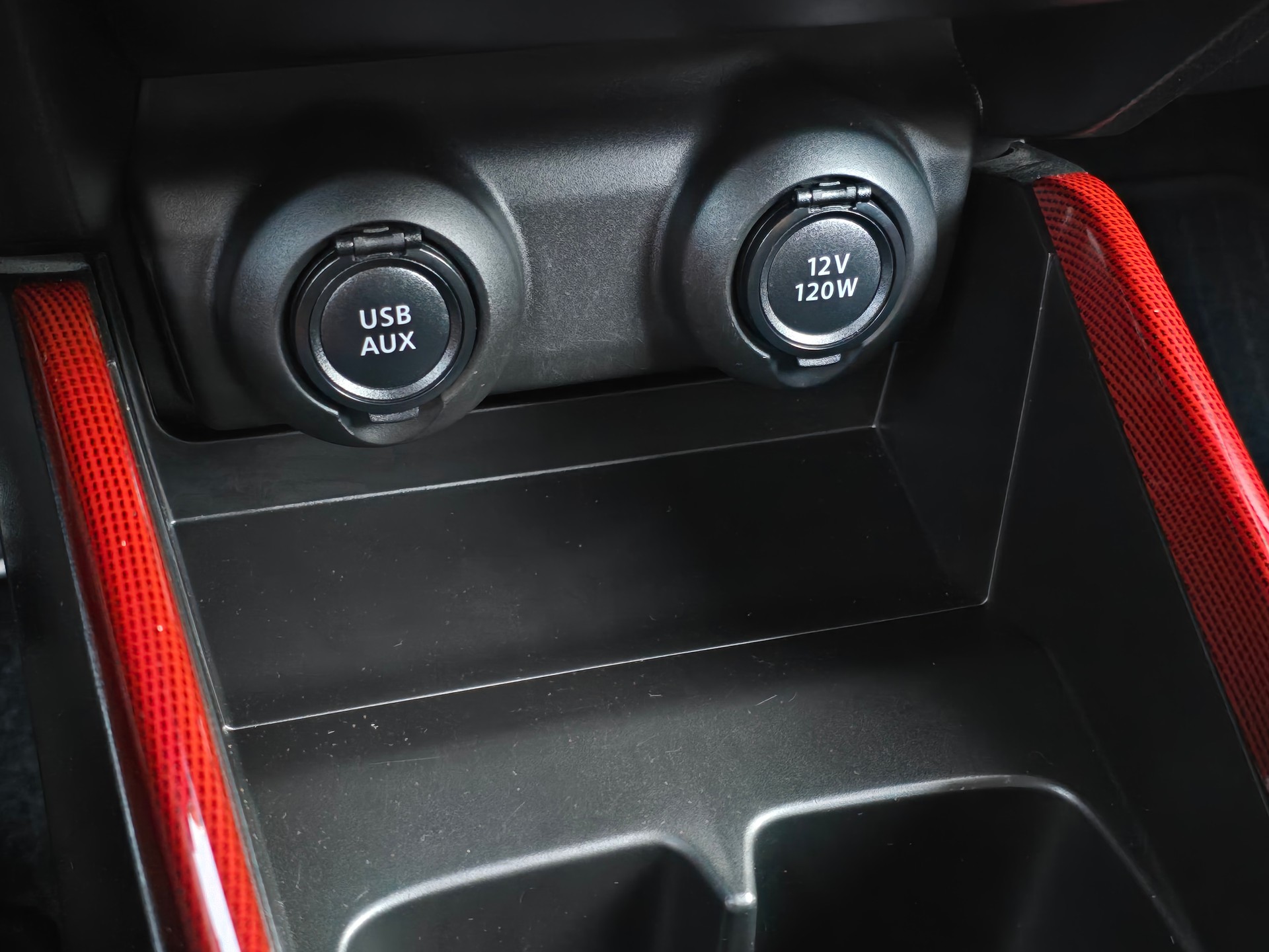 SUZUKI Swift Sport 1.4i 16V Compact Top Hybrid-image-30