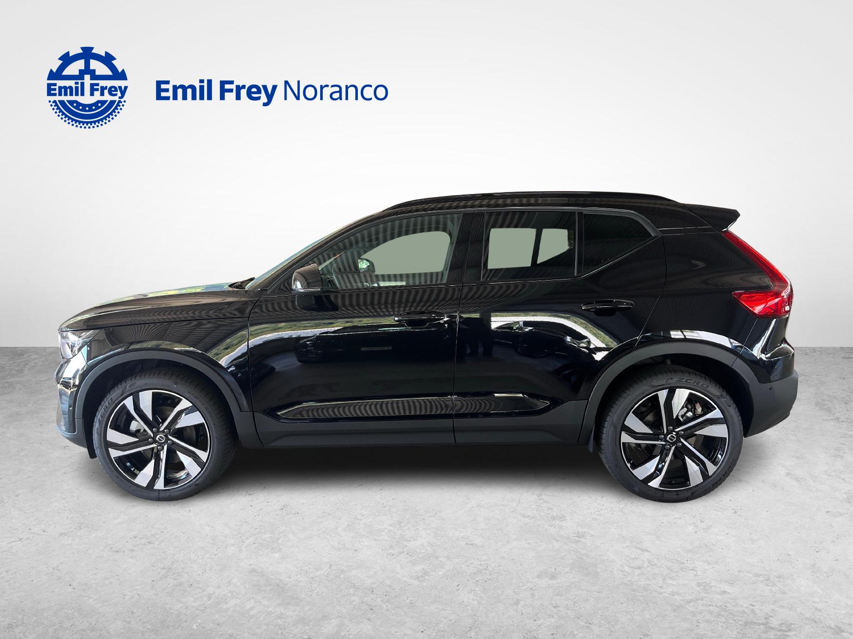 VOLVO XC40 2.0 B3 MH Plus Dark-image-3
