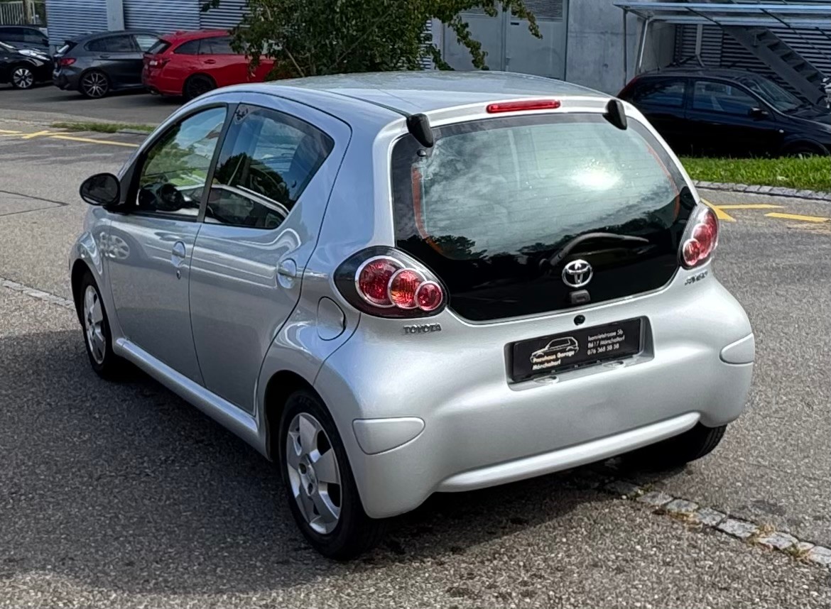 TOYOTA Aygo 1.0 Automat / Nur 77‘300 KM-image-3