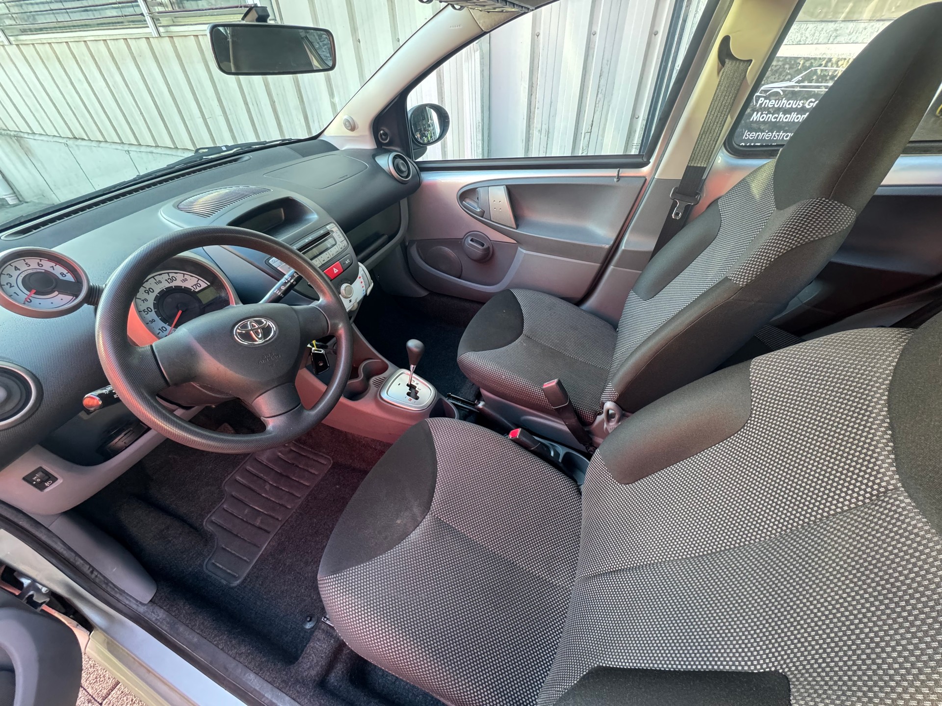 TOYOTA Aygo 1.0 Automat / Nur 77‘300 KM-image-13