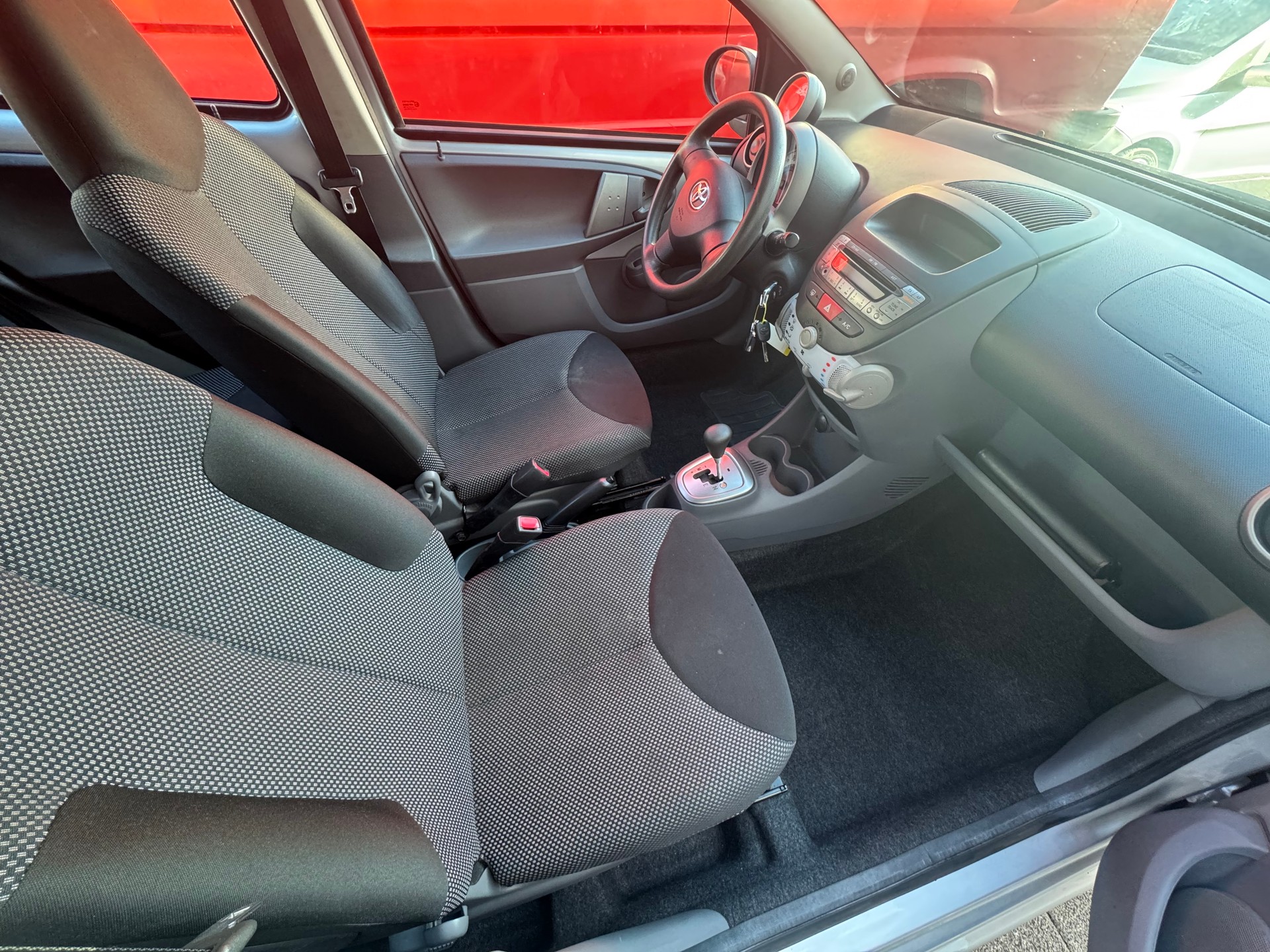 TOYOTA Aygo 1.0 Automat / Nur 77‘300 KM-image-14