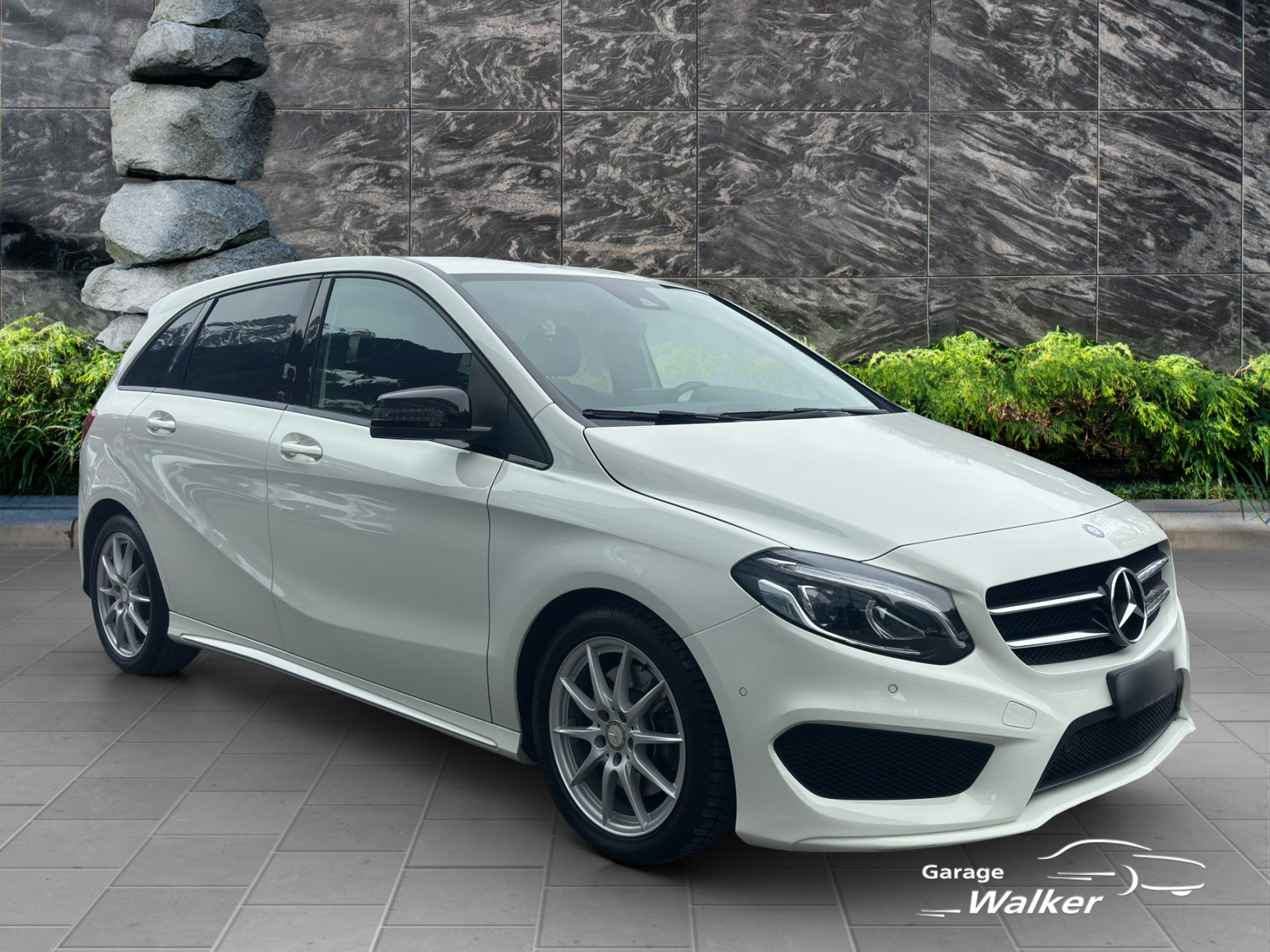 MERCEDES-BENZ B 250 AMG Line 4Matic 7G-DCT-image-7