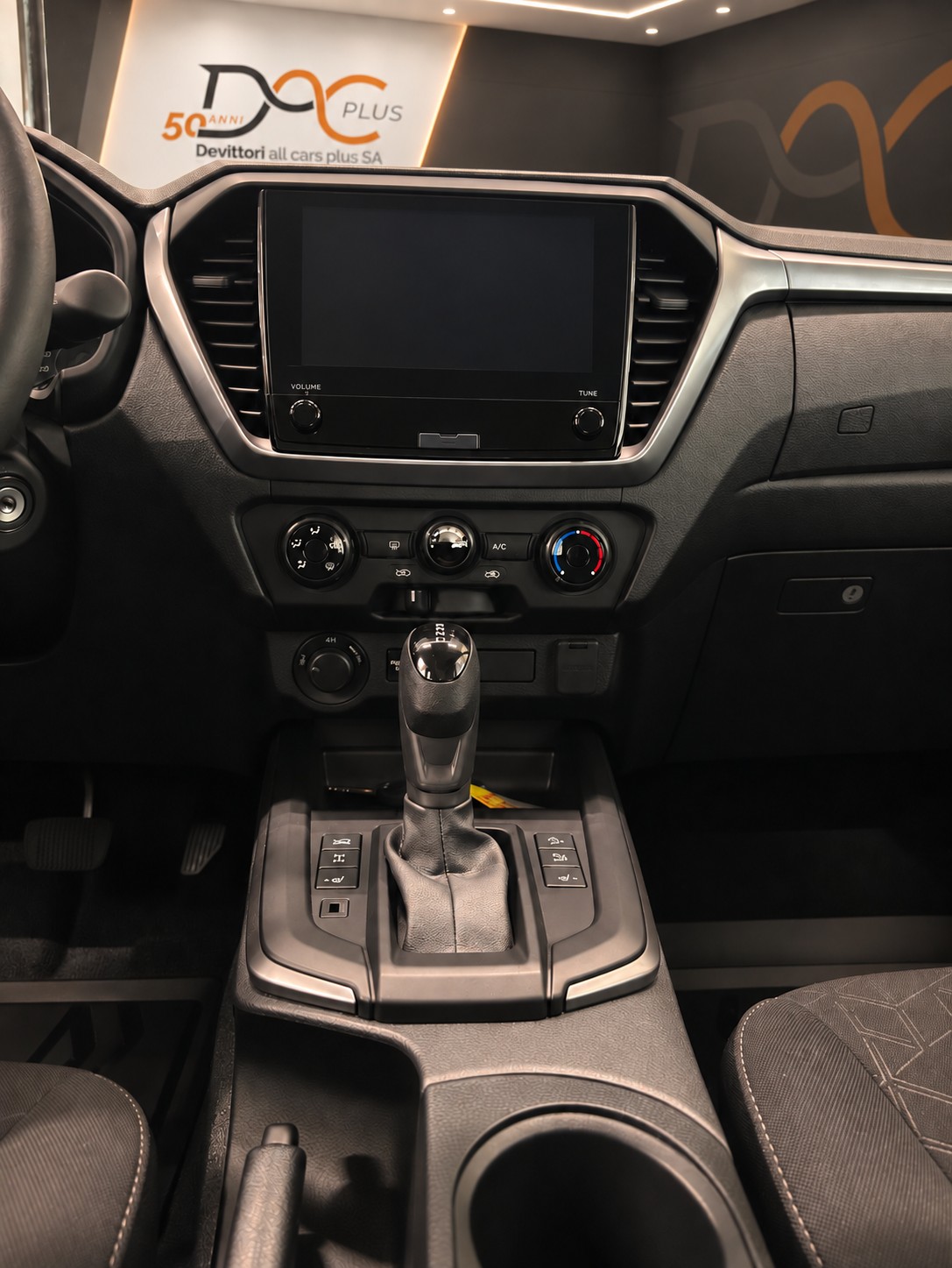ISUZU D-Max Crew Pick-up 1.9 DDi N60 BB+ 4x4-image-9