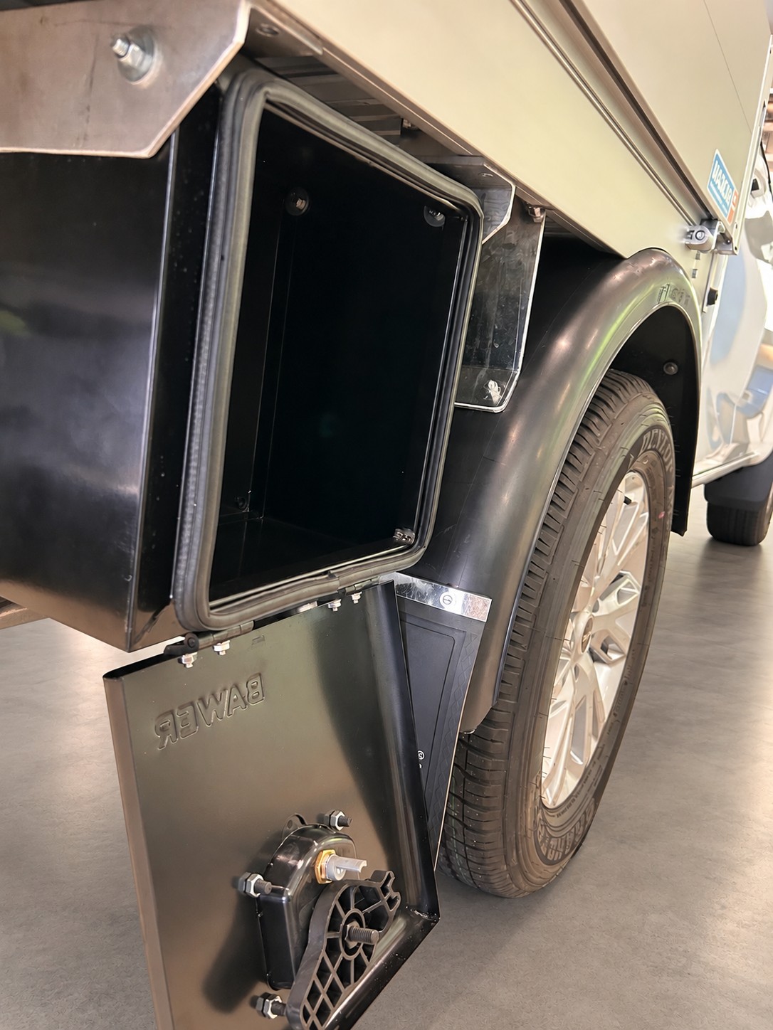ISUZU D-Max Crew Pick-up 1.9 DDi N60 BB+ 4x4-image-5