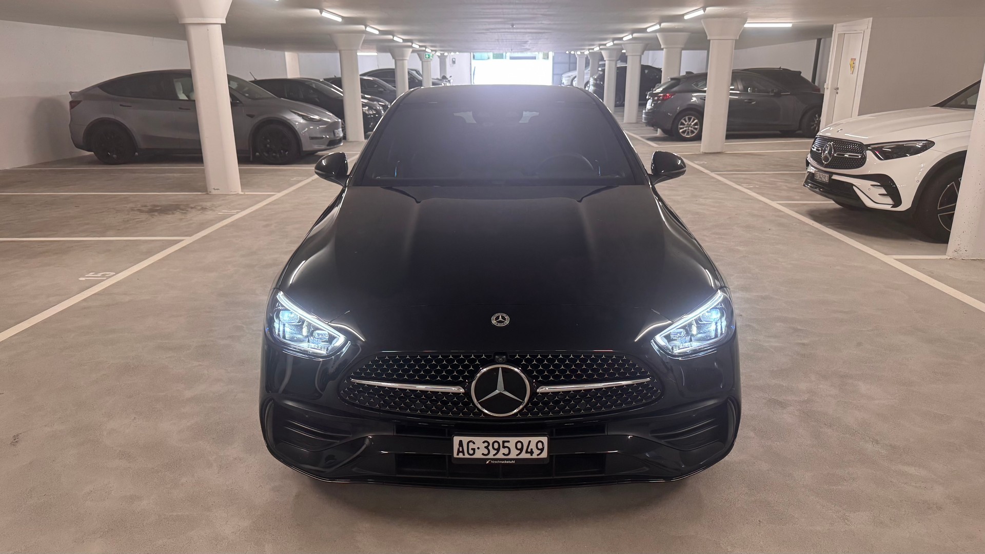 MERCEDES-BENZ C 300 AMG Line 4matic-image-1