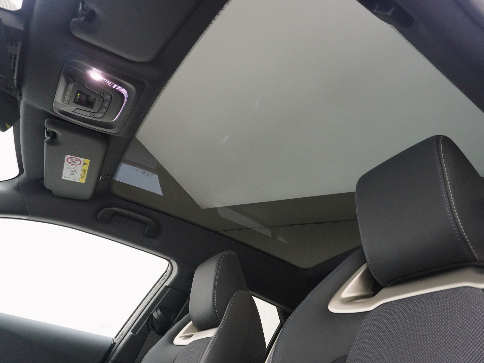 TOYOTA C-HR 2.0 HEV Style 4x4 🤠mit Panorama Glasdach 🤠-image-13
