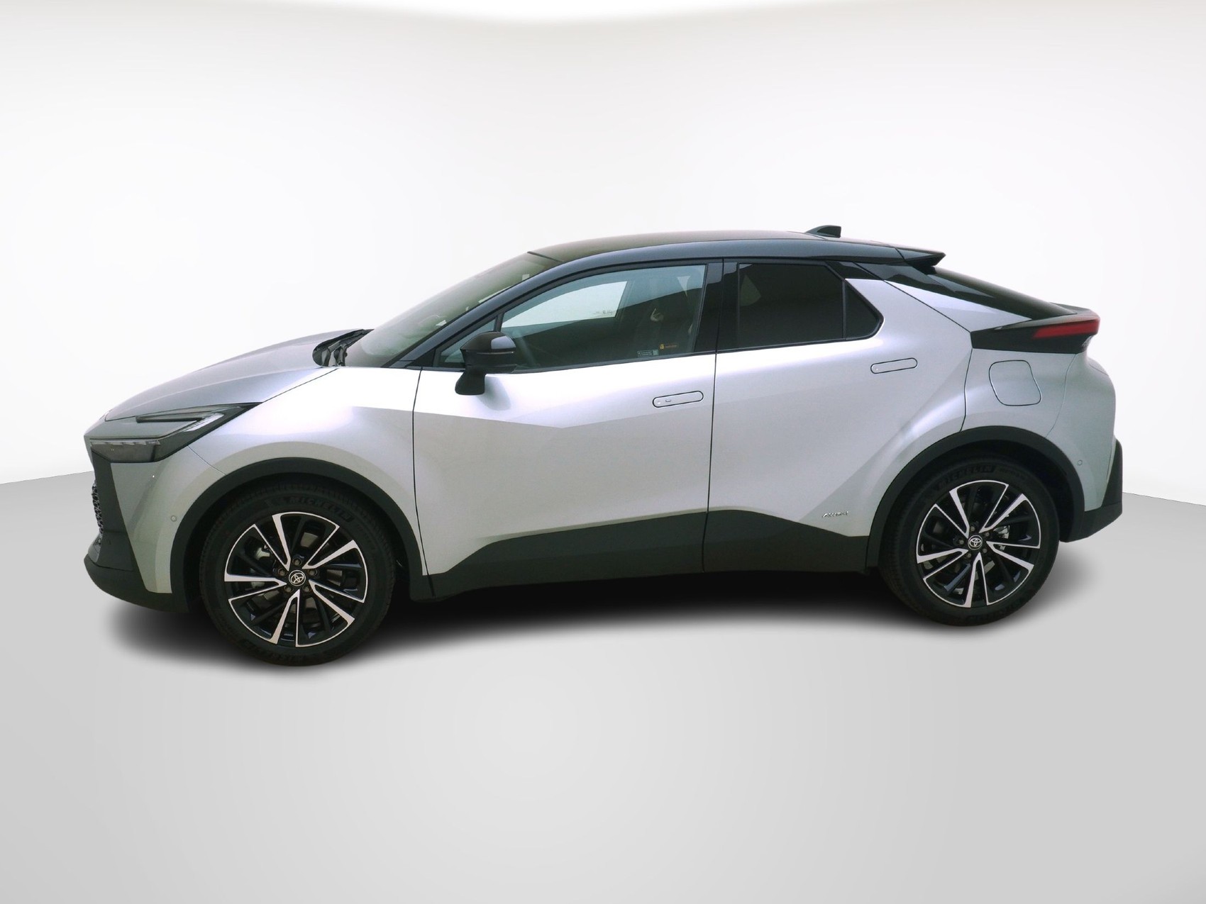 TOYOTA C-HR 2.0 HEV Style 4x4 🤠mit Panorama Glasdach 🤠-image-1