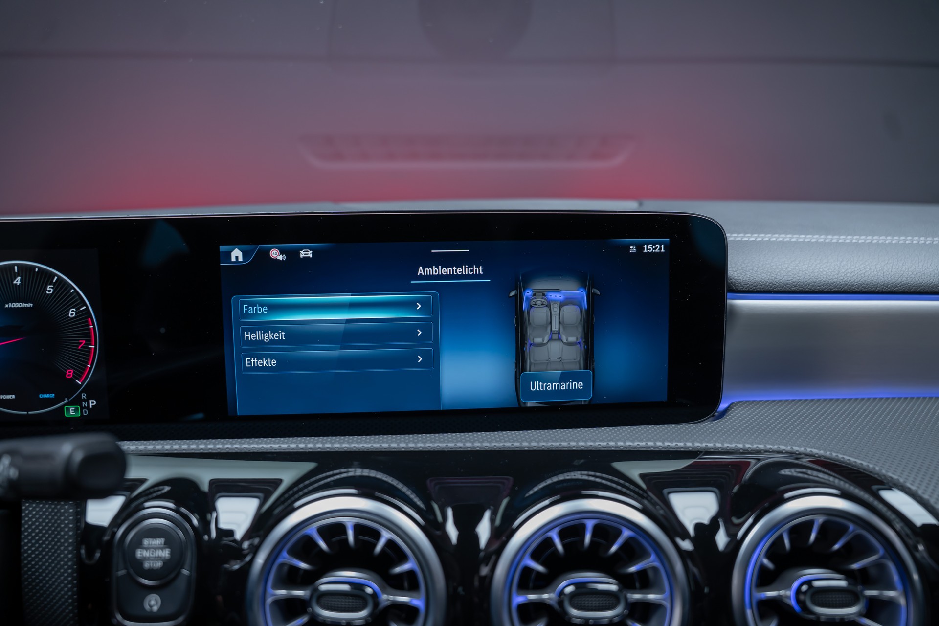 MERCEDES-BENZ CLA 200 AMG Line / Rückfahrkamera / Ambientebeleuchtung / Sitzheizung-image-29