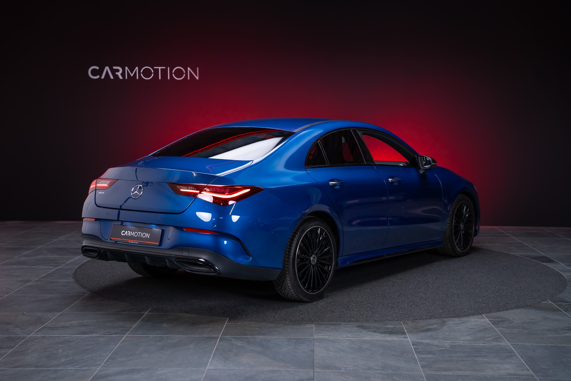 MERCEDES-BENZ CLA 200 AMG Line / Rückfahrkamera / Ambientebeleuchtung / Sitzheizung-image-4