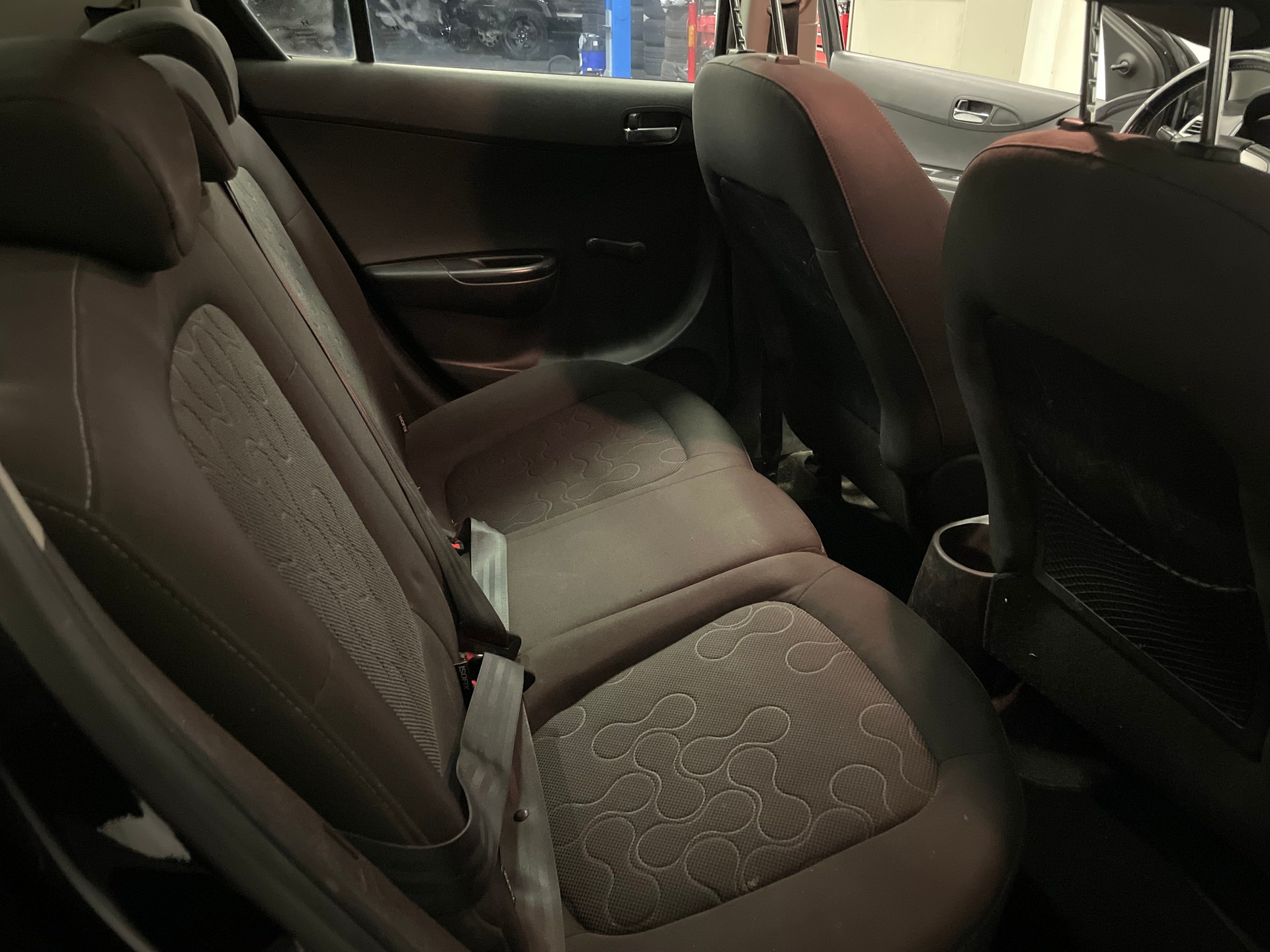 HYUNDAI i20 1.2 Comfort-image-13