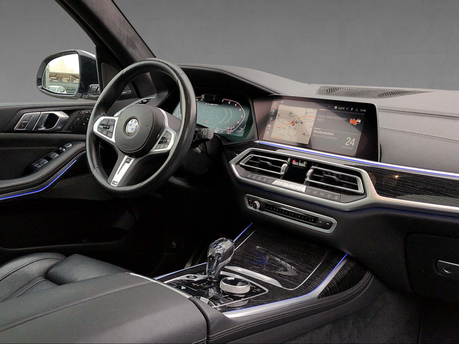 BMW X7 G07 M50i-image-9