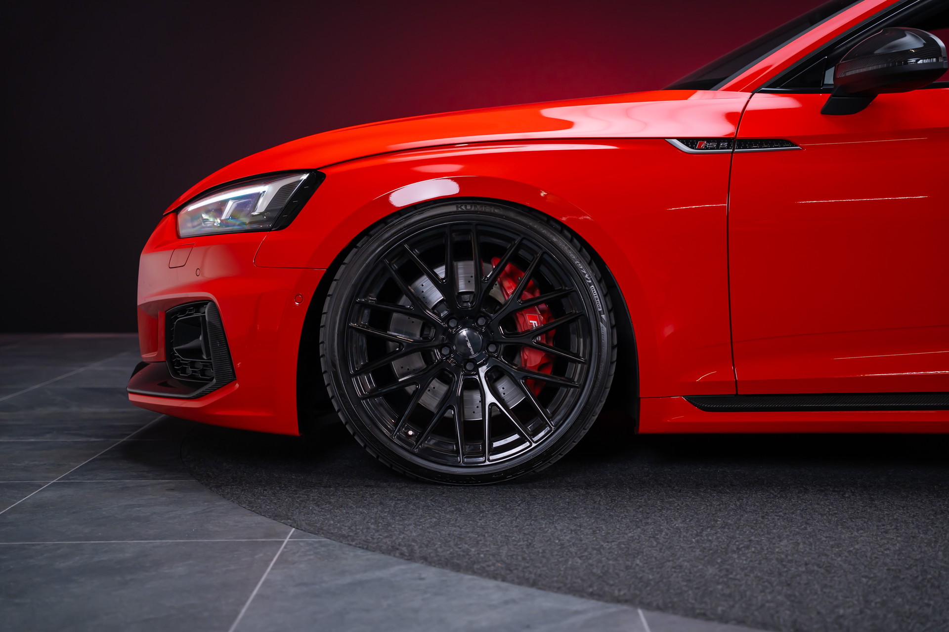 AUDI RS5 Coupé 2.9 V6 TFSI quattro T-Tronic / Carbon Paket / Alcantara-Lenkrad / Bang&Olufsen-image-37