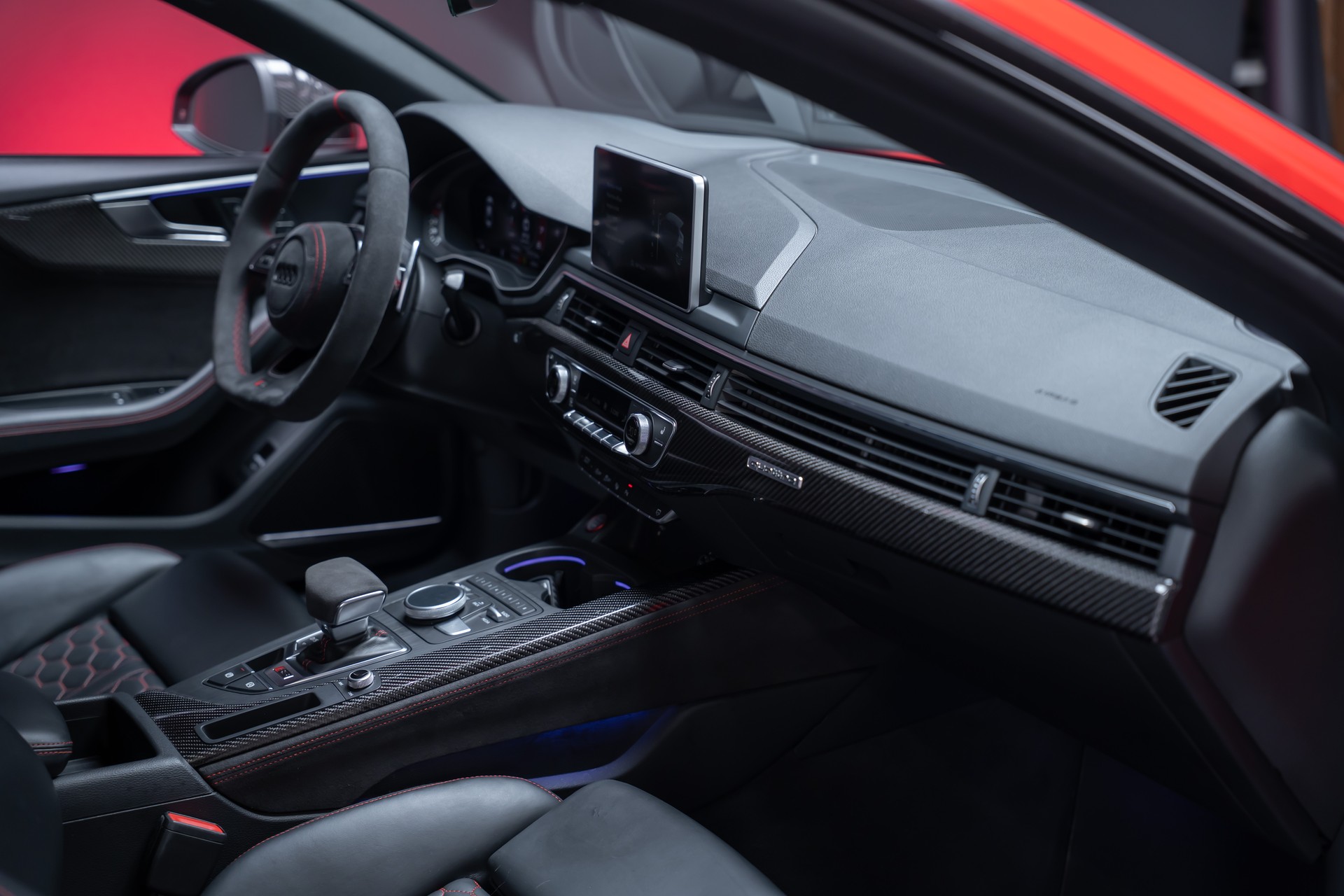 AUDI RS5 Coupé 2.9 V6 TFSI quattro T-Tronic / Carbon Paket / Alcantara-Lenkrad / Bang&Olufsen-image-20