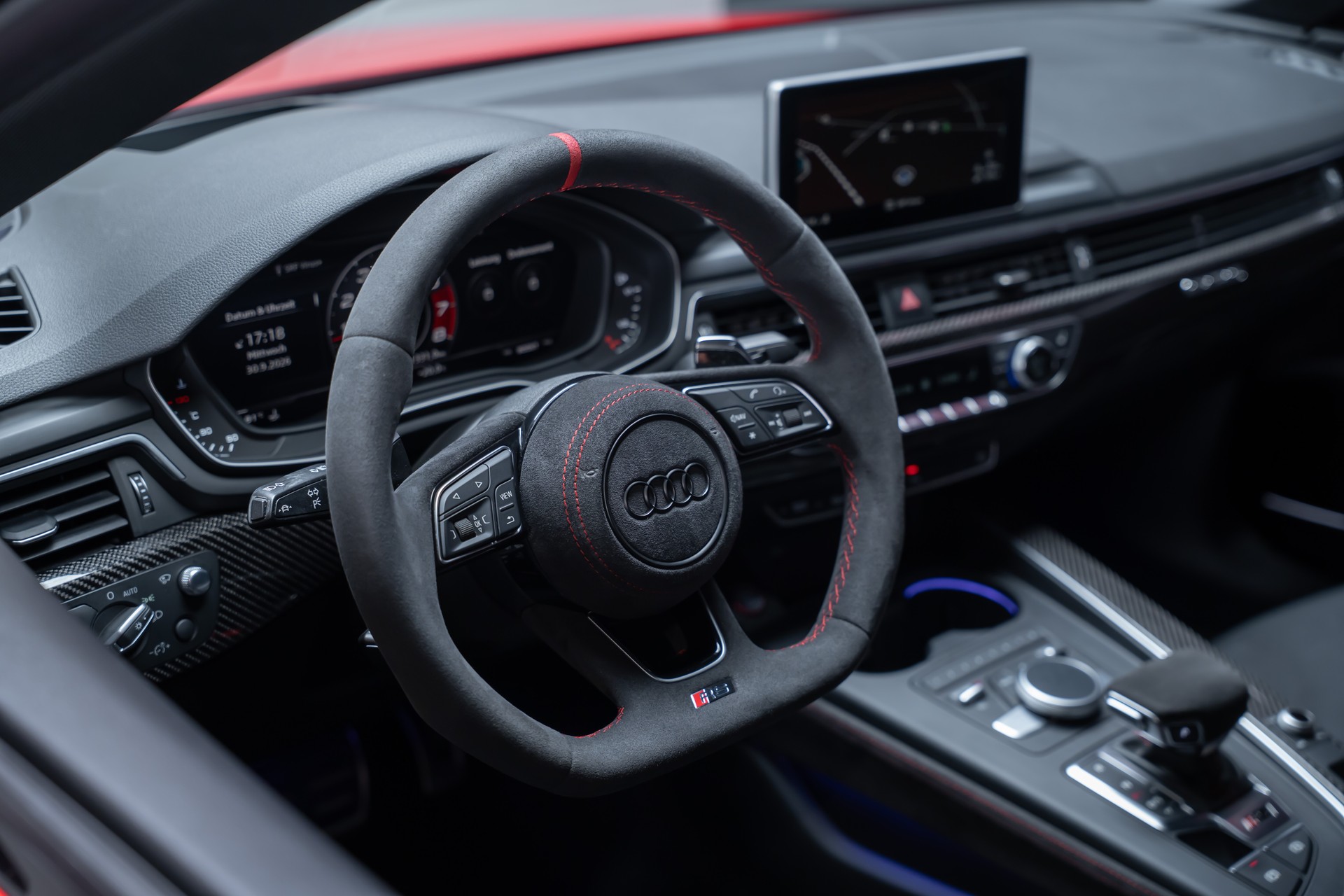 AUDI RS5 Coupé 2.9 V6 TFSI quattro T-Tronic / Carbon Paket / Alcantara-Lenkrad / Bang&Olufsen-image-13