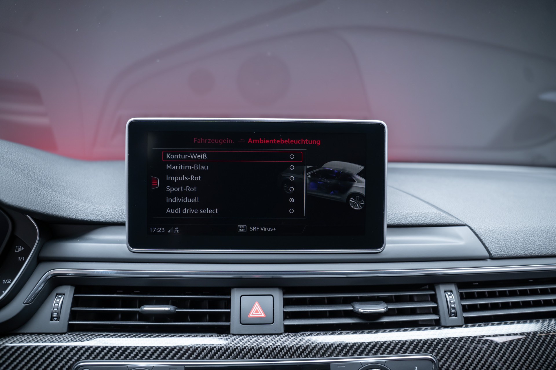 AUDI RS5 Coupé 2.9 V6 TFSI quattro T-Tronic / Carbon Paket / Alcantara-Lenkrad / Bang&Olufsen-image-31