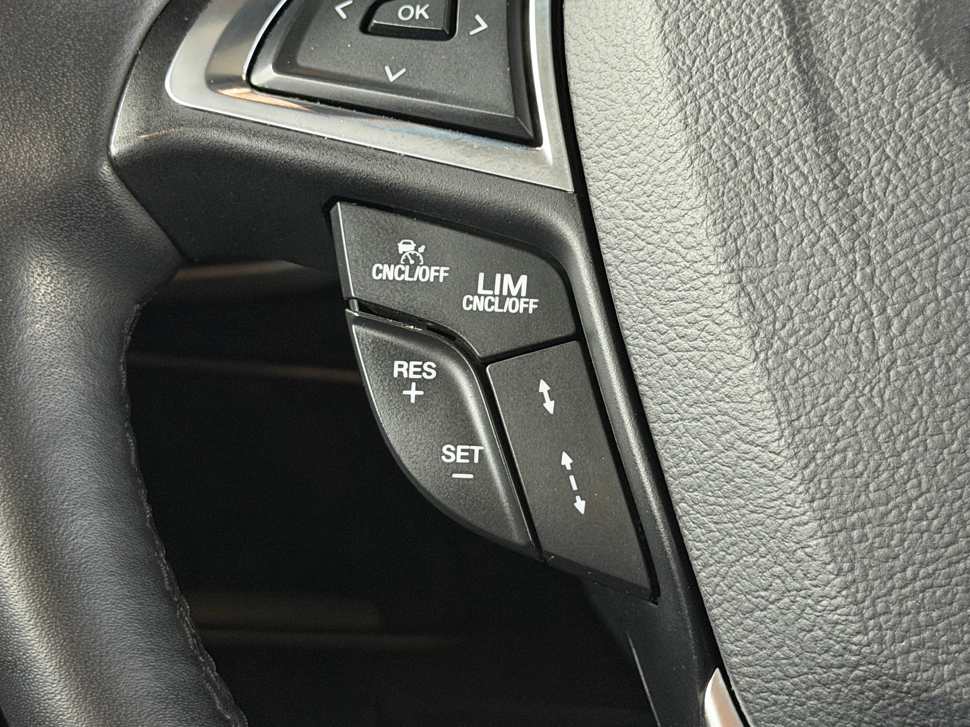 FORD Edge 2.0 TDCi Titanium 4WD PowerShift-image-21