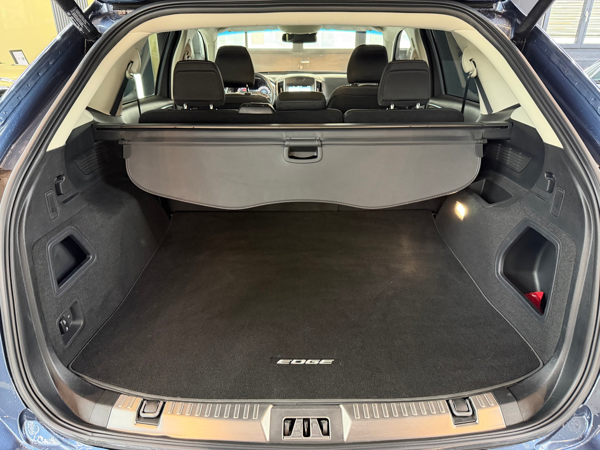 FORD Edge 2.0 TDCi Titanium 4WD PowerShift-image-15