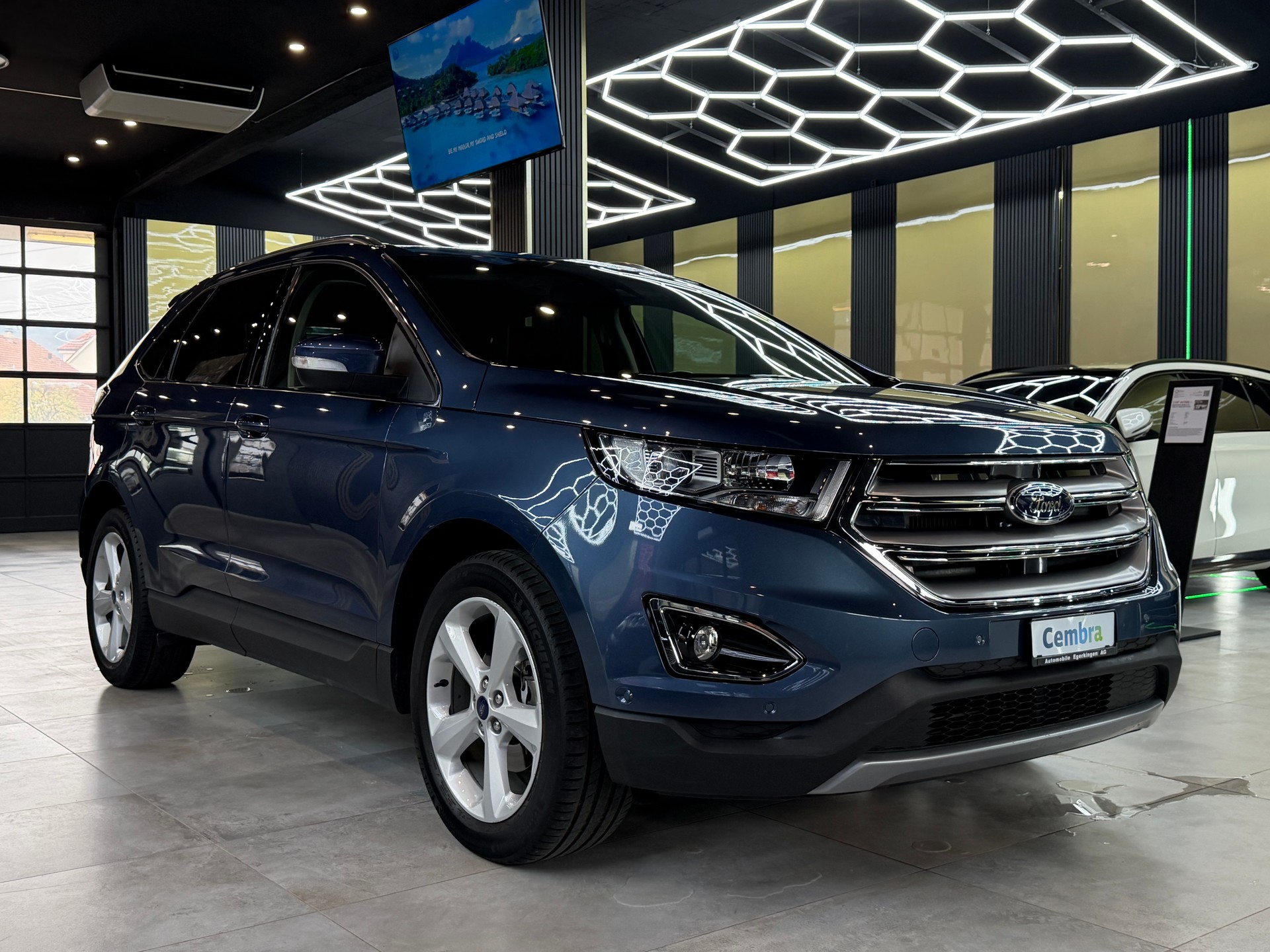 FORD Edge 2.0 TDCi Titanium 4WD PowerShift-image-2