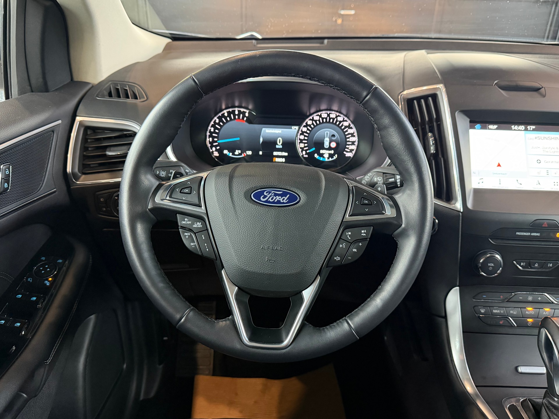 FORD Edge 2.0 TDCi Titanium 4WD PowerShift-image-13