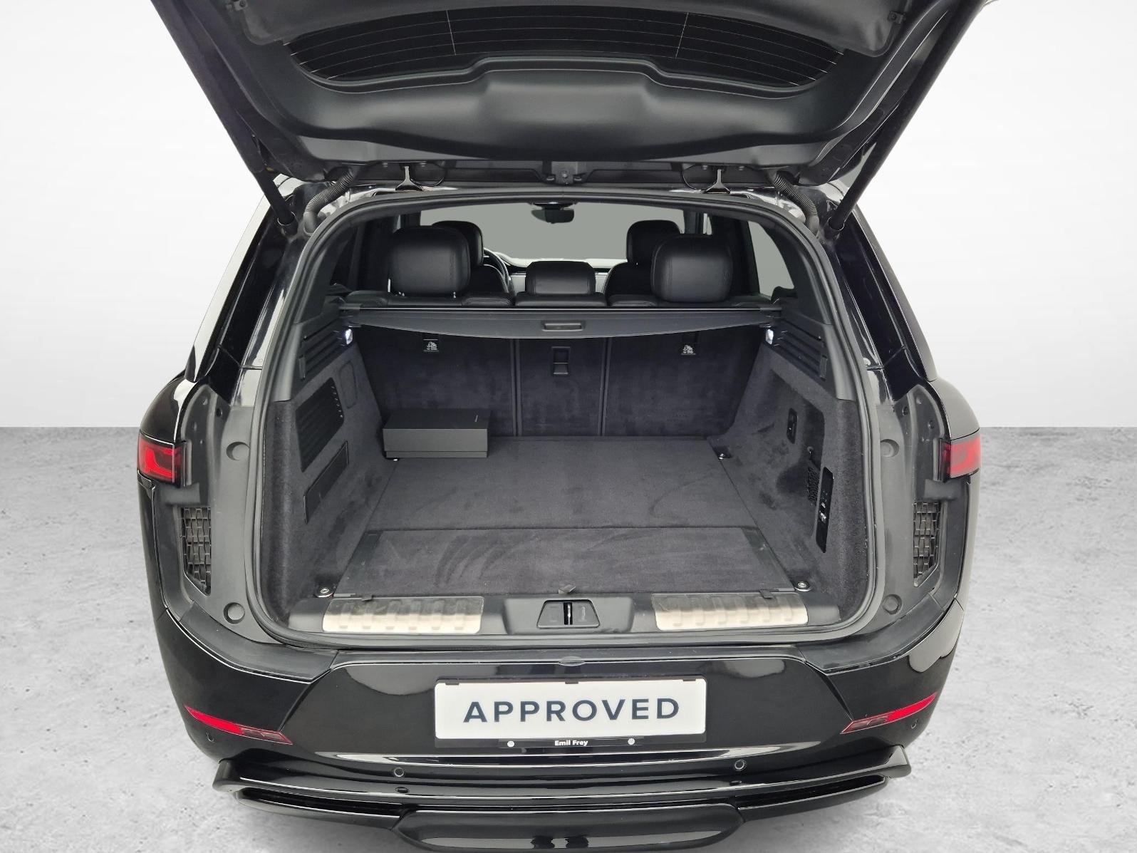 LAND ROVER Range Rover Sport 3.0 TD6 350 First Edition-image-15