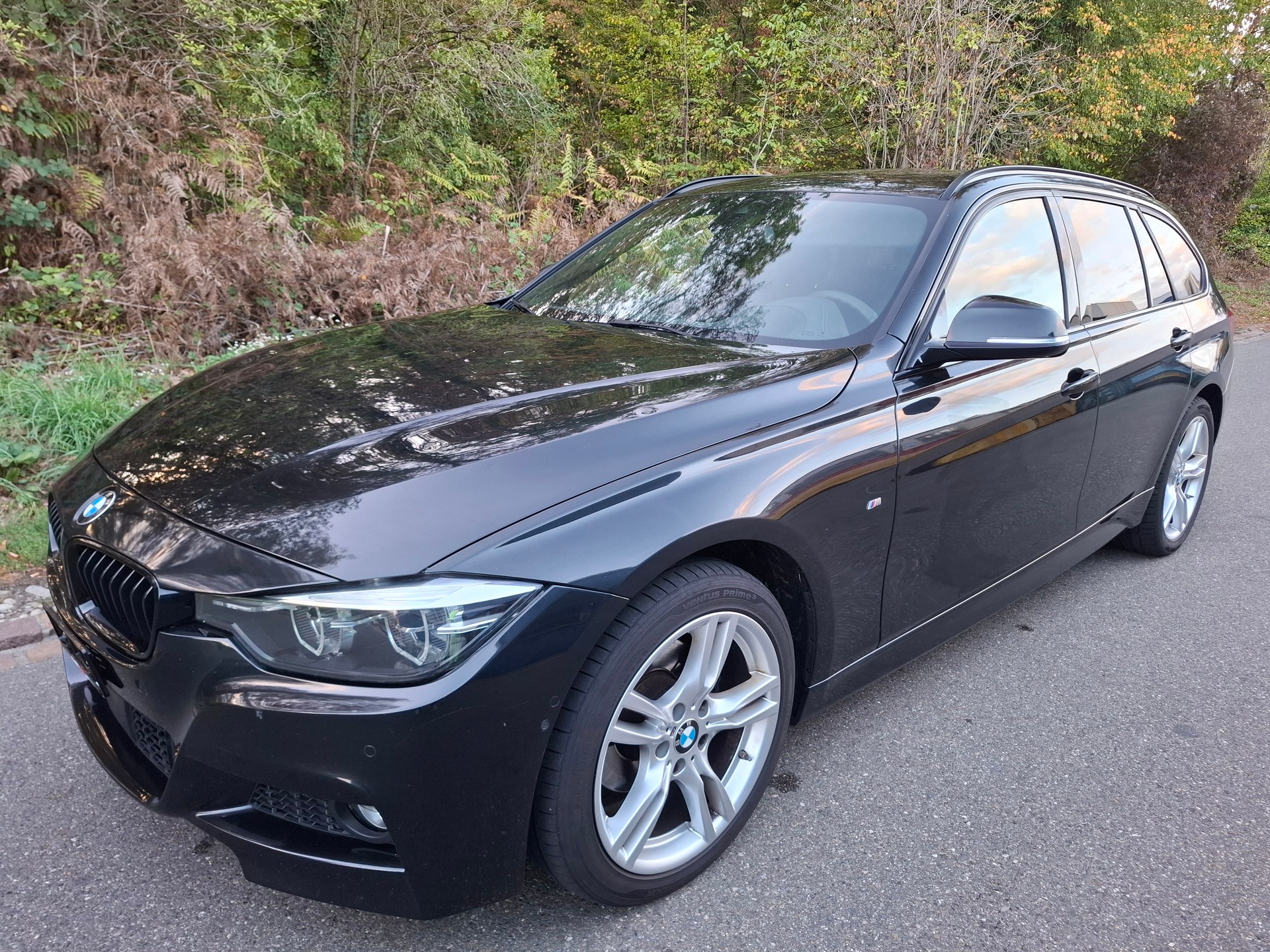 BMW 320d xDrive Touring Edition M Sport Steptronic-image-0