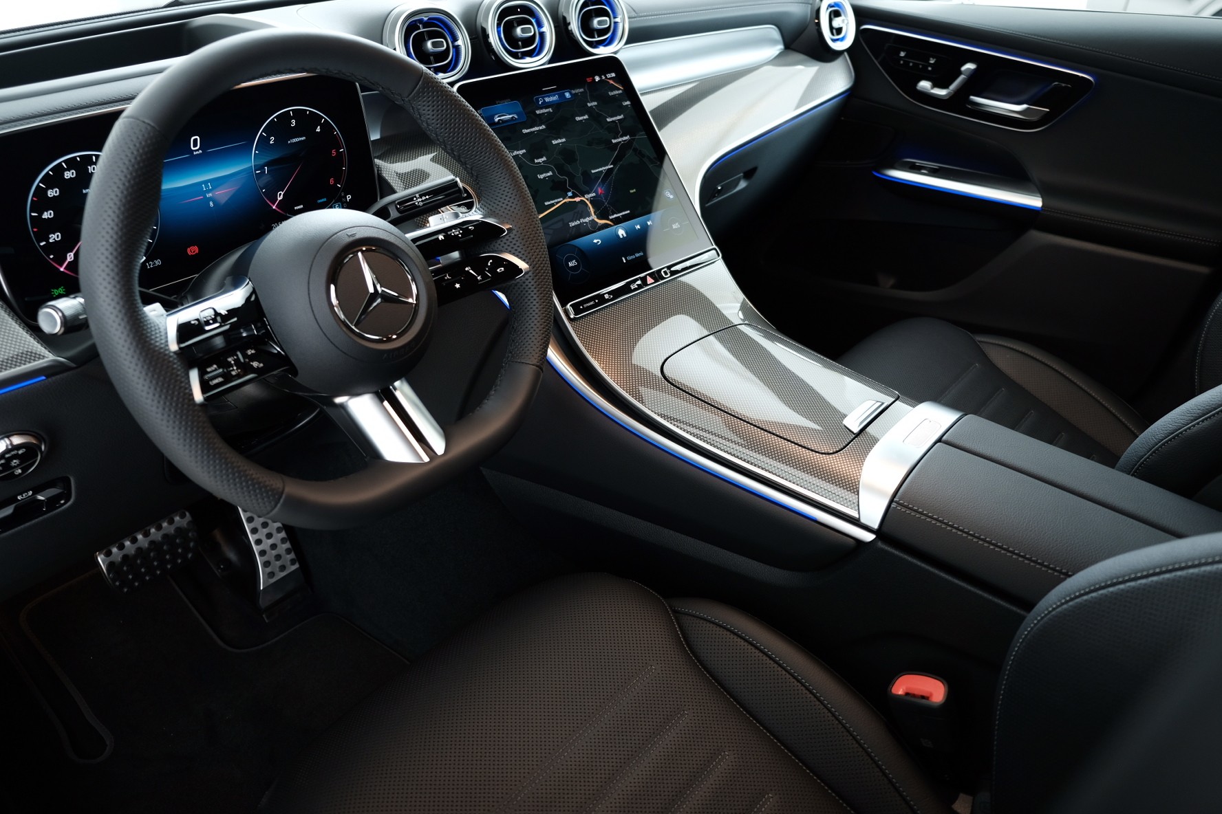 MERCEDES-BENZ GLC 220 d AMG Line 4matic X254-image-8