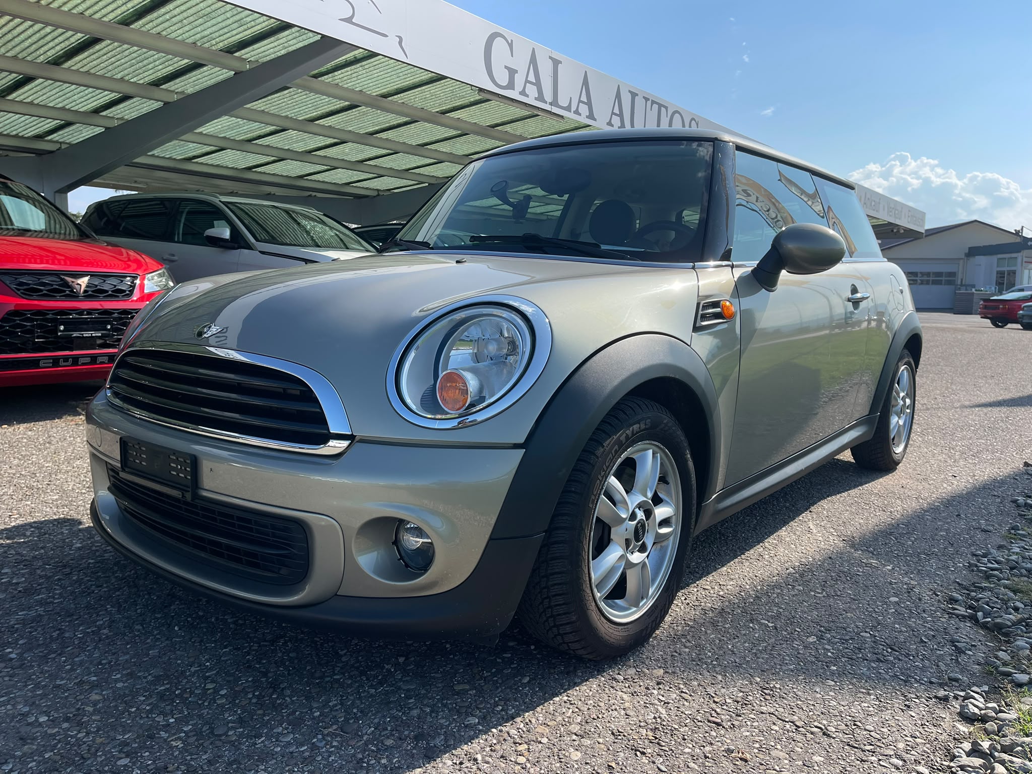 Car photo
