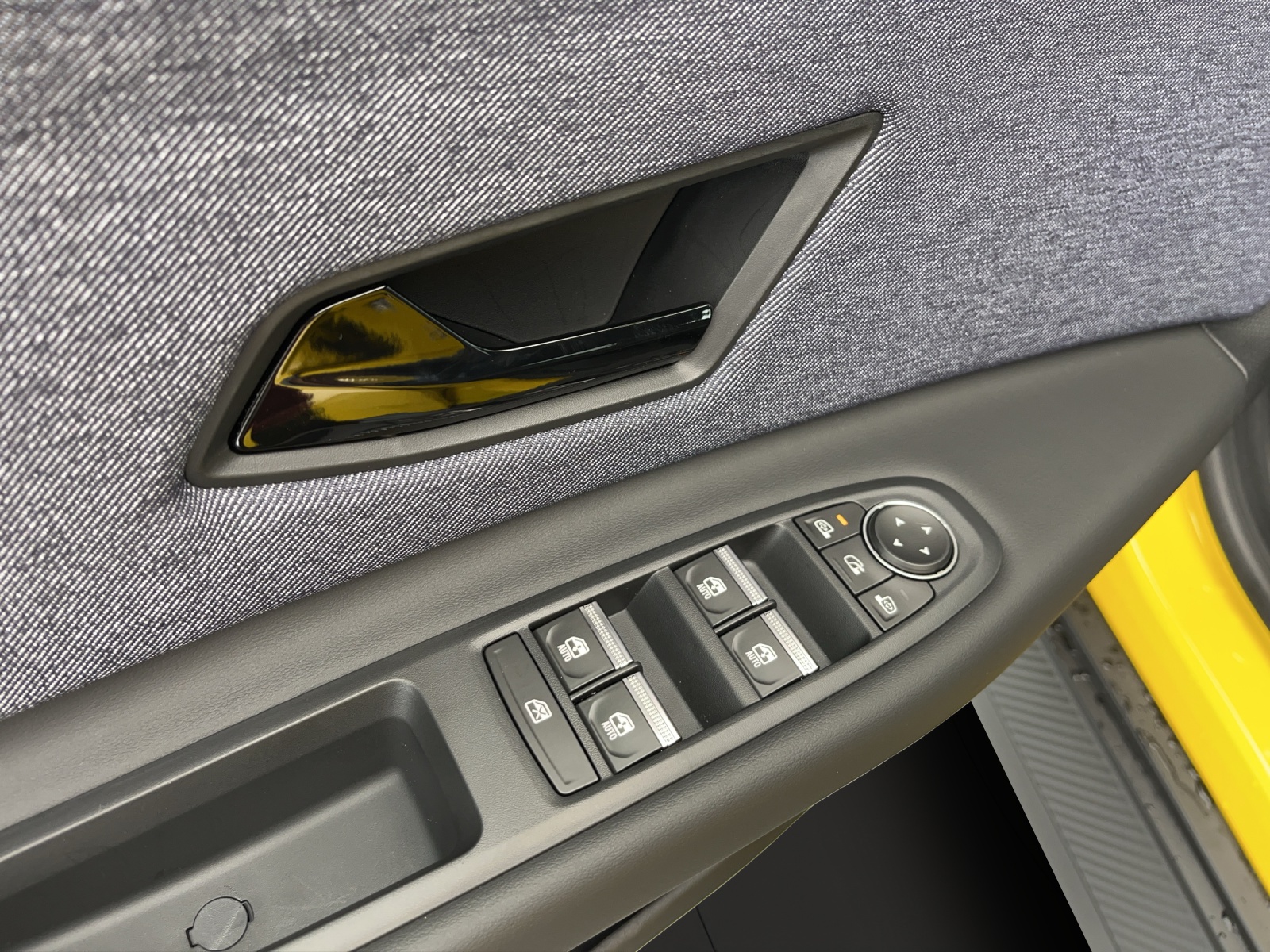 RENAULT R5 E-Tech Comfort Range techno-image-12