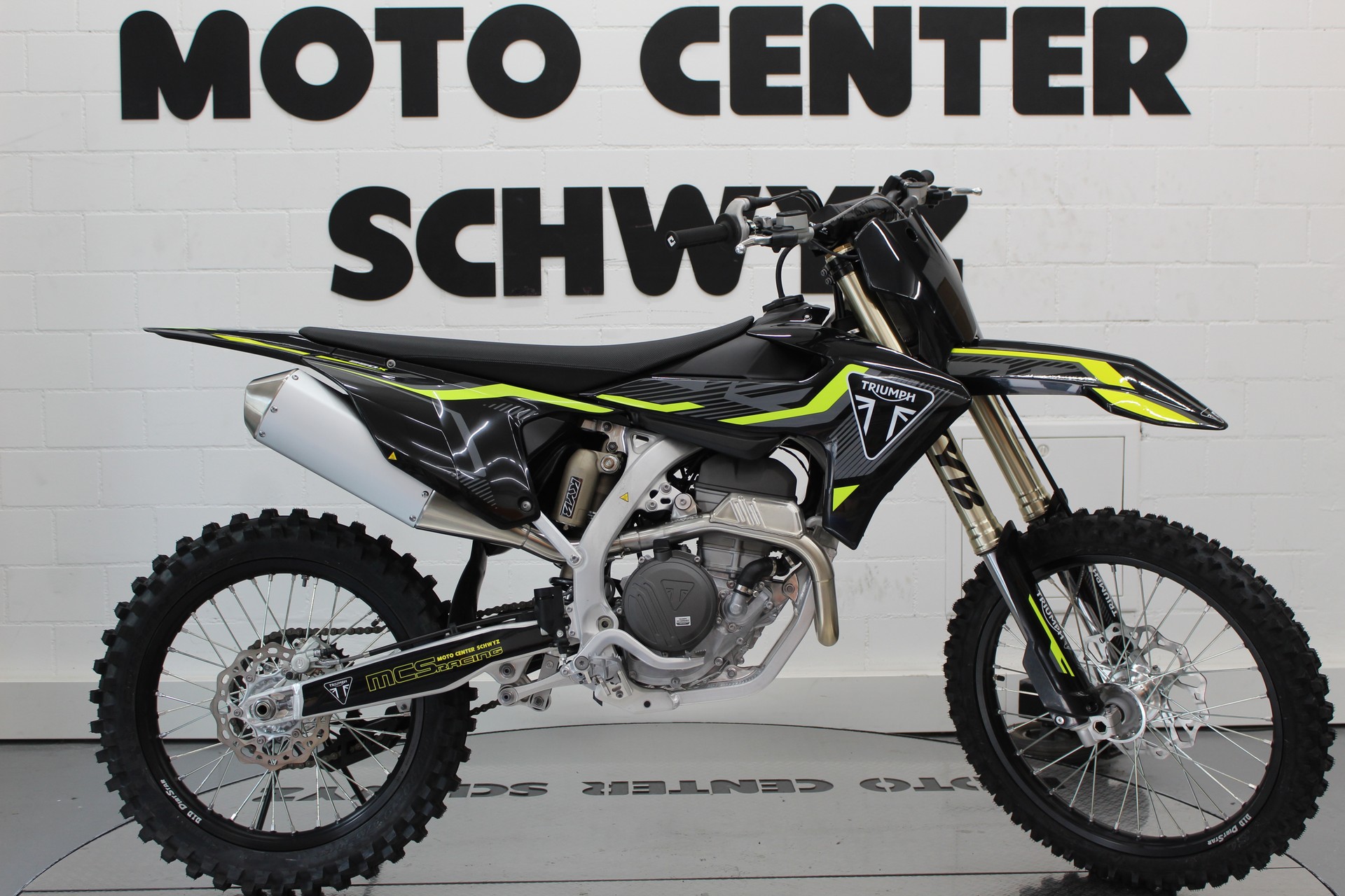 TRIUMPH TF-250X