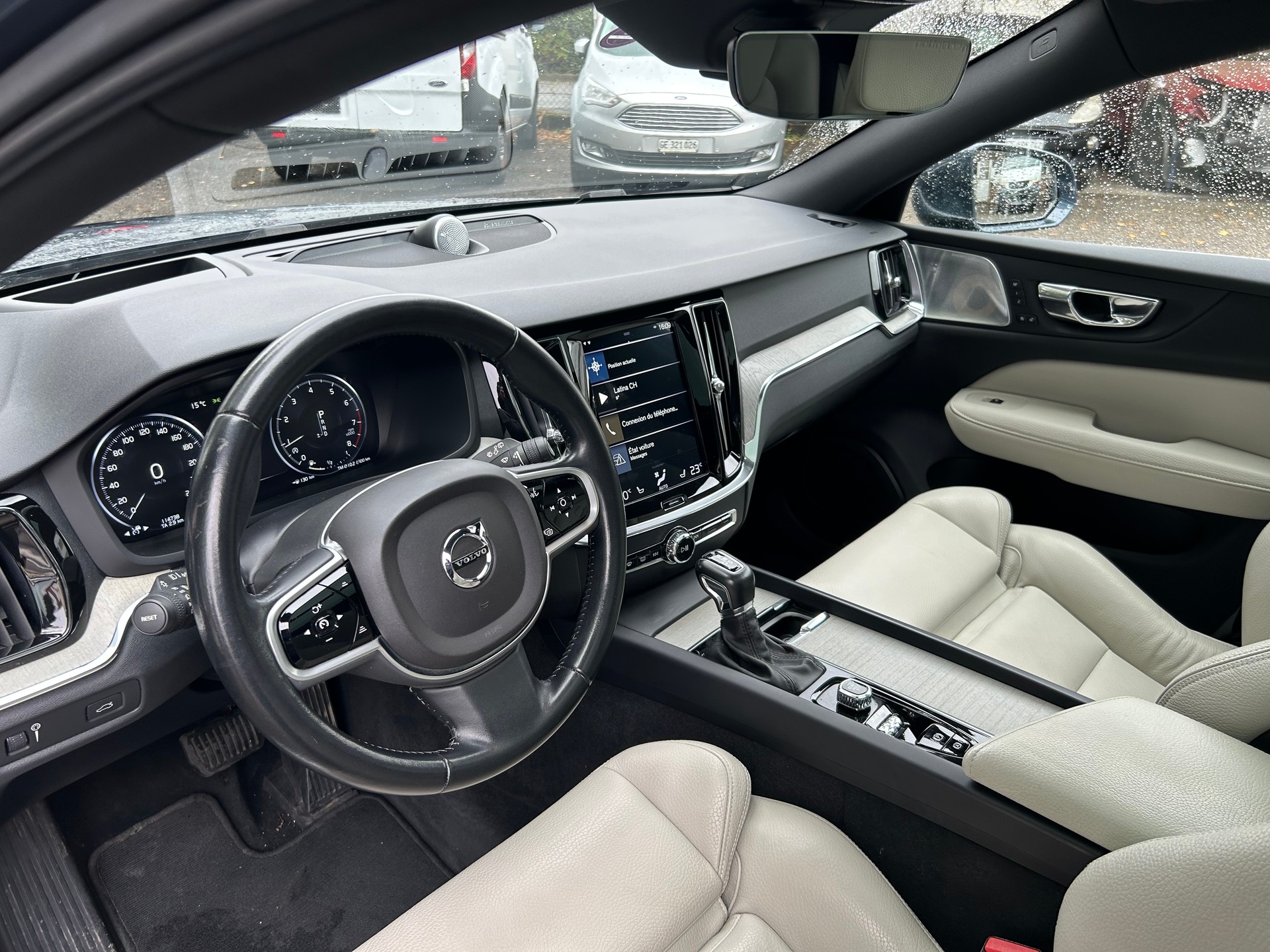 VOLVO V60 T6 AWD Inscription Geartronic-image-12