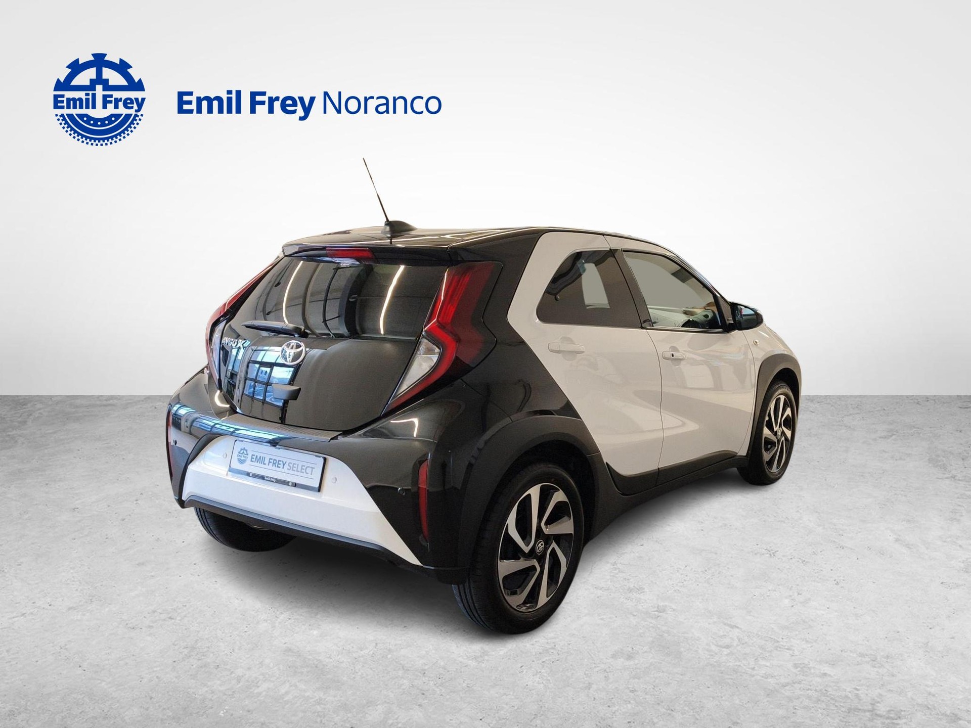 TOYOTA Aygo X 1.0 VVT-i Trend - Ruote invernali e Servizi gratuiti inclusi nel prezzo-image-4