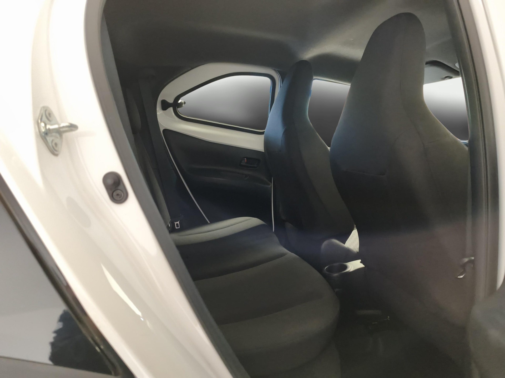 TOYOTA Aygo X 1.0 VVT-i Trend - Ruote invernali e Servizi gratuiti inclusi nel prezzo-image-10